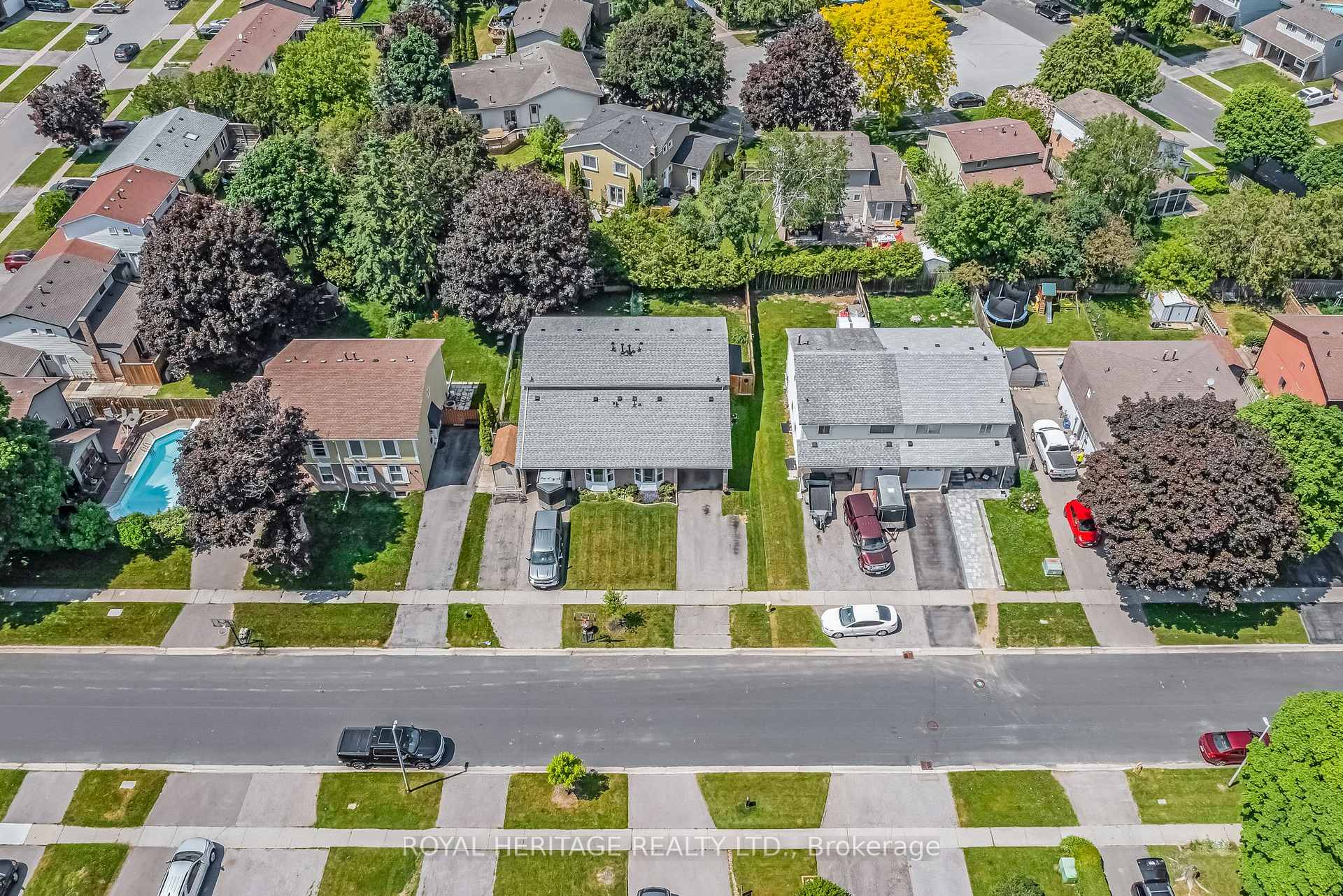 Photo 31 of 73 Roser Crescent, Clarington, Bowmanville — HOMEH