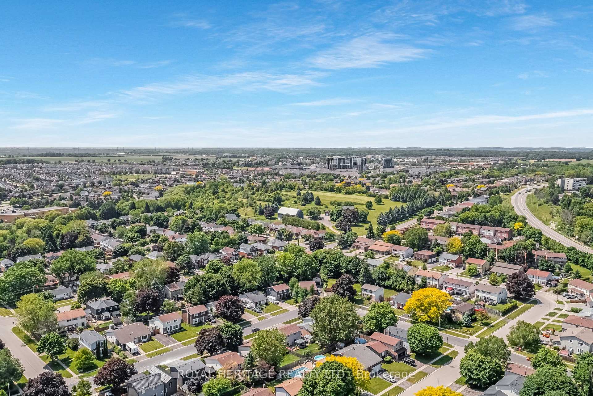 Photo 33 of 73 Roser Crescent, Clarington, Bowmanville — HOMEH