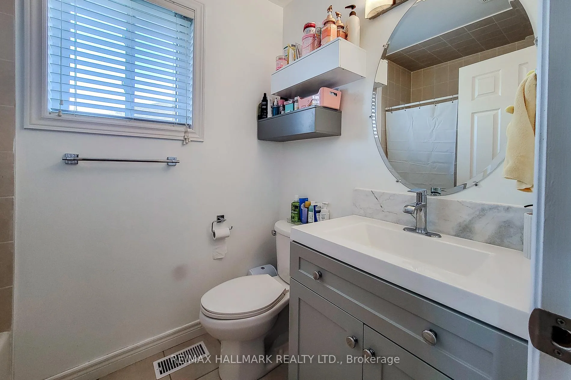 Photo 40 of 34 Marilyn Court, Hamilton, Ryckmans — HOMEH