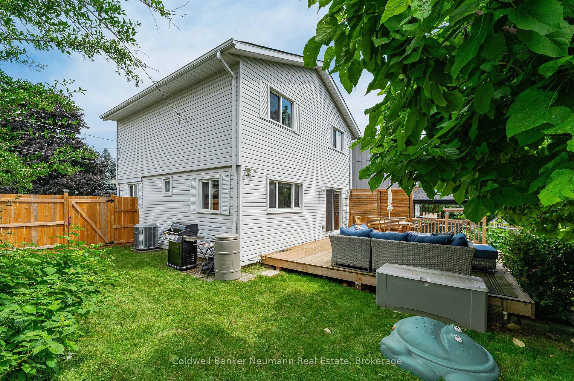 Photo 34 of 8 Goldie Avenue, Guelph, Junction/Onward Willow — HOMEH