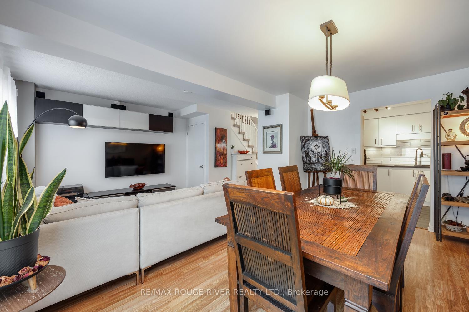 Photo 17 of 21 Raine Drive, Ajax, Central — HOMEH