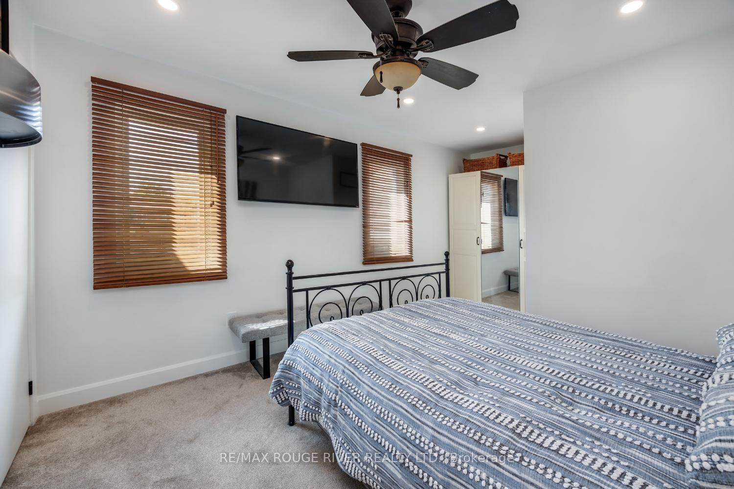 Photo 24 of 21 Raine Drive, Ajax, Central — HOMEH