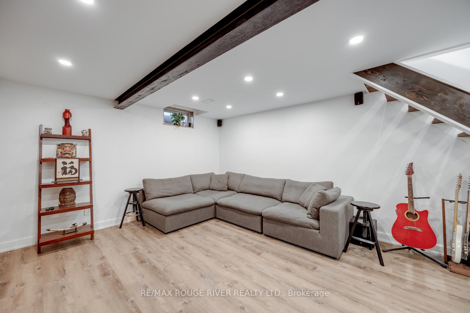 Photo 32 of 21 Raine Drive, Ajax, Central — HOMEH