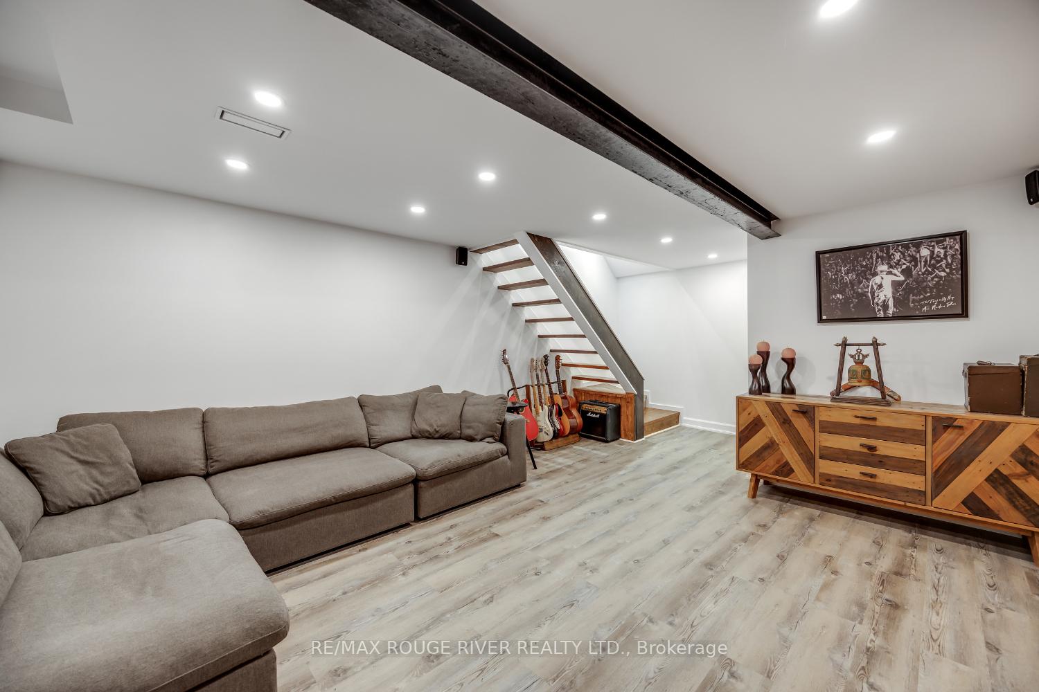 Photo 31 of 21 Raine Drive, Ajax, Central — HOMEH