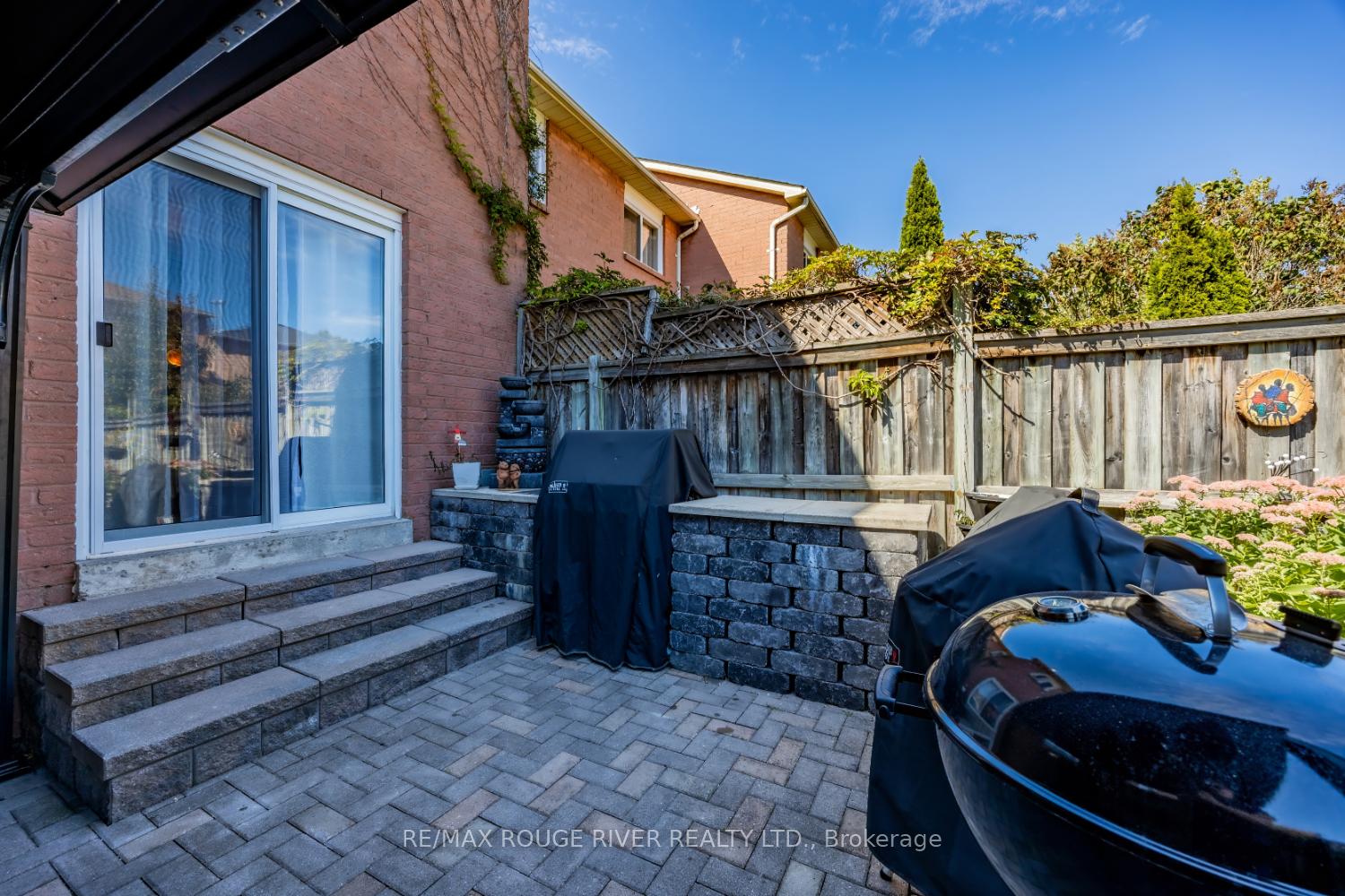 Photo 39 of 21 Raine Drive, Ajax, Central — HOMEH