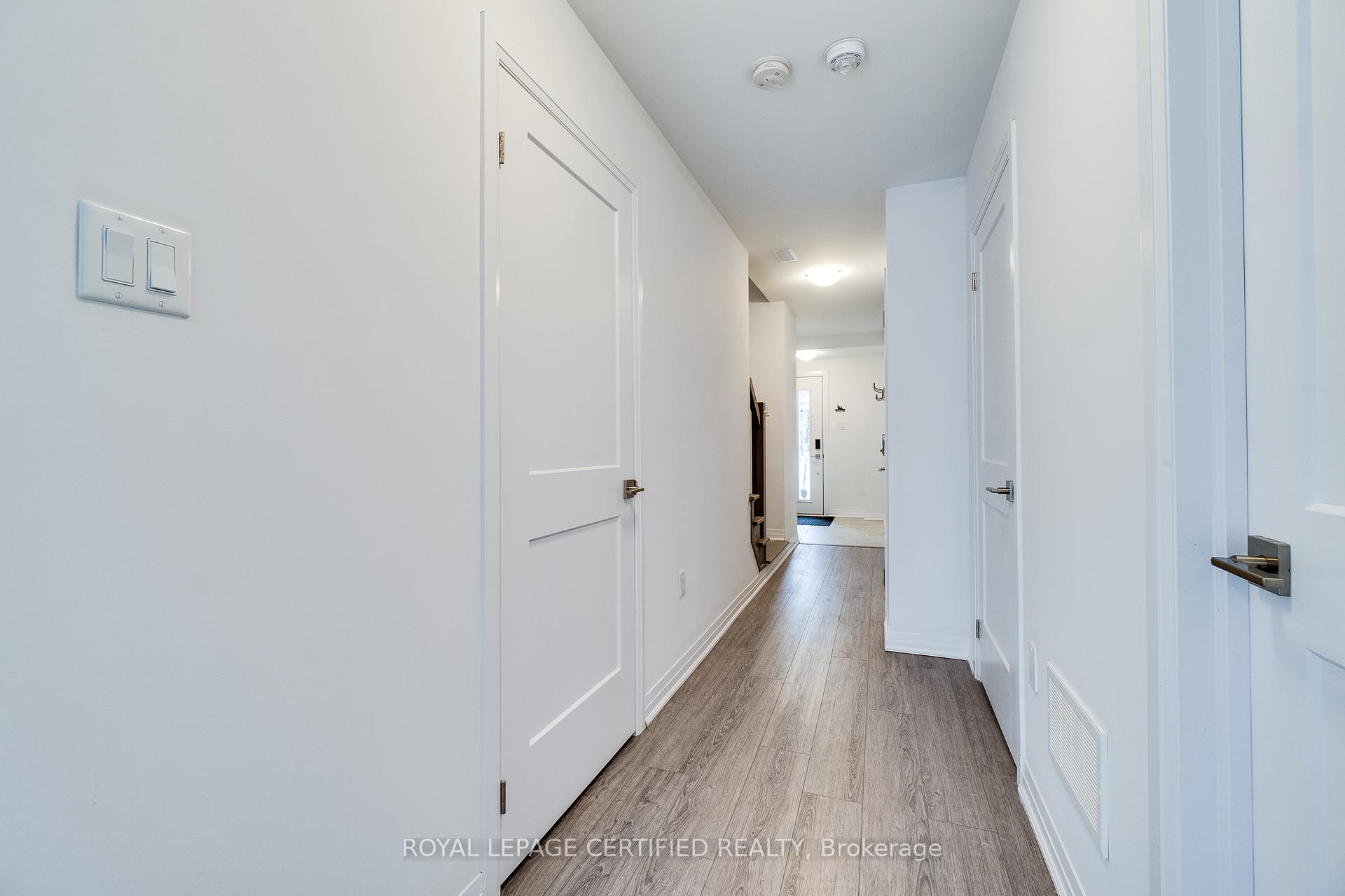 Photo 2 of Unit 4, 51 Sparrow Avenue, Cambridge — HOMEH