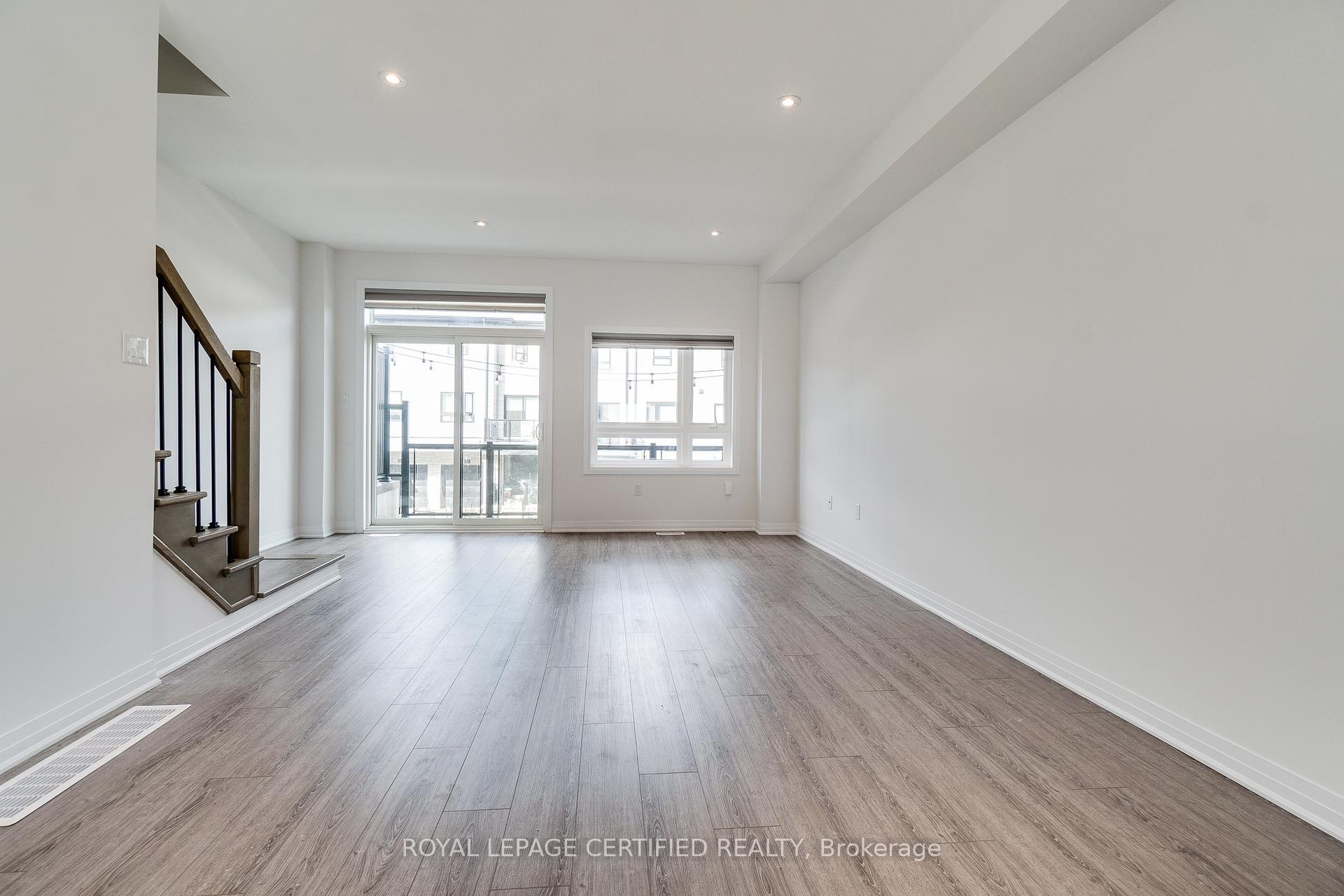 Photo 4 of Unit 4, 51 Sparrow Avenue, Cambridge — HOMEH