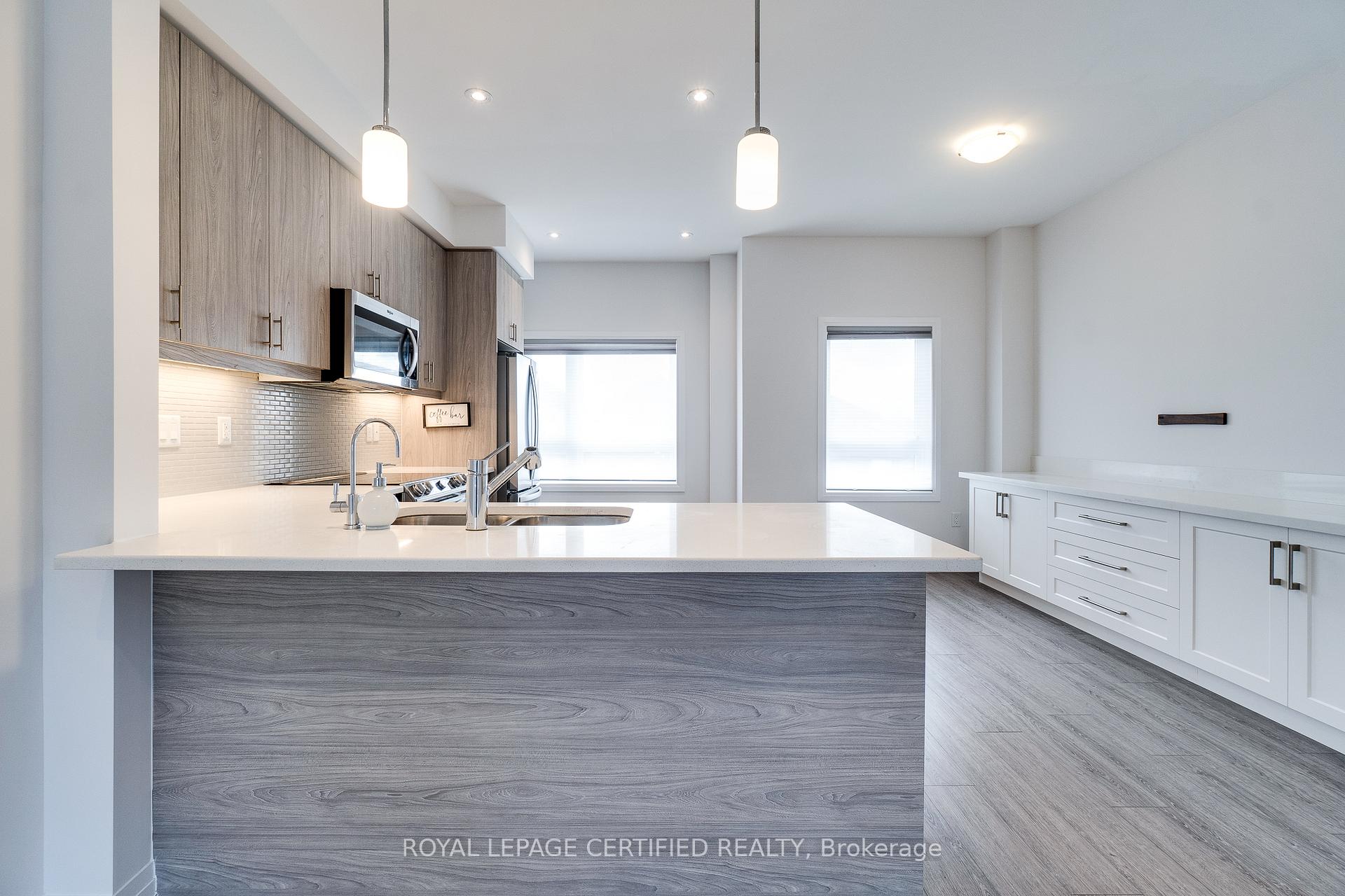 Photo 8 of Unit 4, 51 Sparrow Avenue, Cambridge — HOMEH
