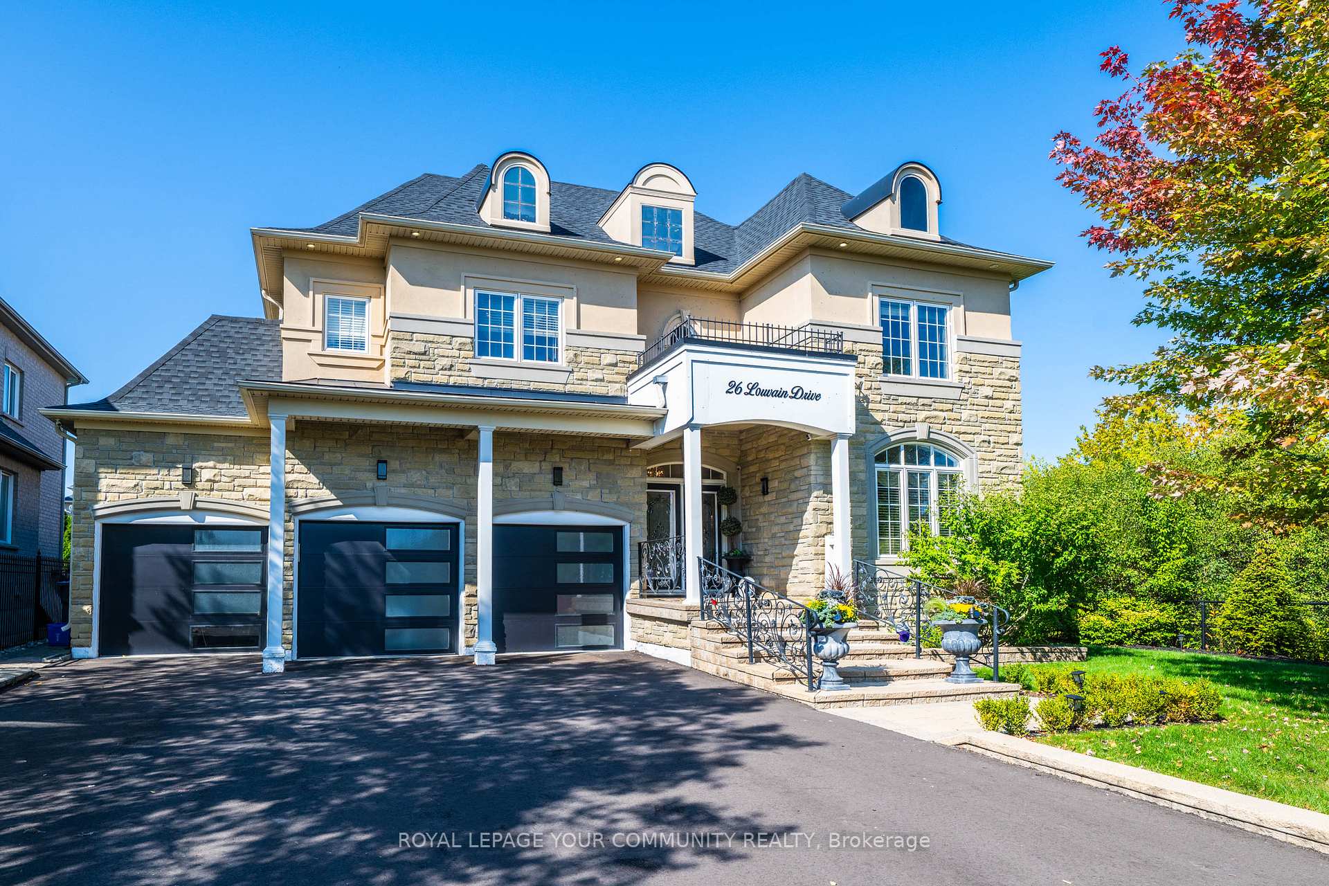 Front of 26 Louvain Drive
