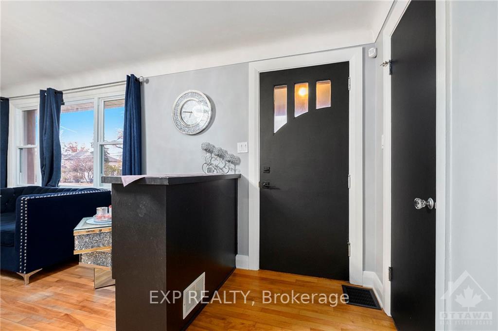 Photo 2 of 917 Pinecrest Road, Ottawa, Queensway Terrace North — HOMEH