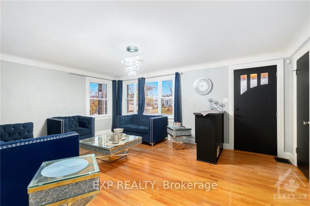 Photo 4 of 917 Pinecrest Road, Ottawa, Queensway Terrace North — HOMEH