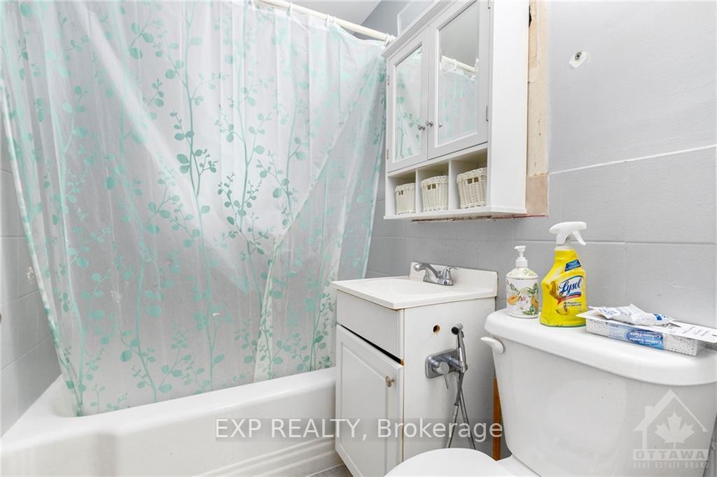 Photo 16 of 917 Pinecrest Road, Ottawa, Queensway Terrace North — HOMEH
