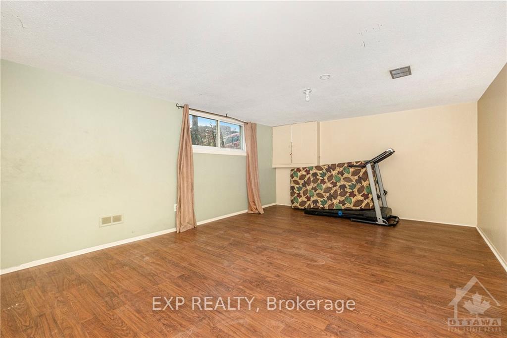 Photo 19 of 917 Pinecrest Road, Ottawa, Queensway Terrace North — HOMEH