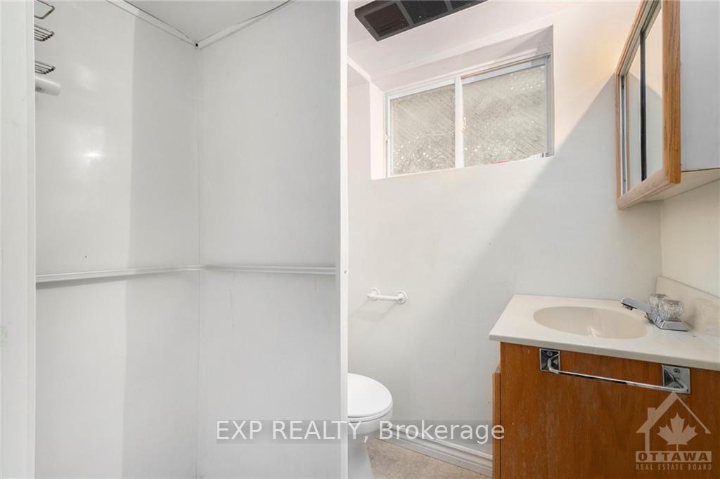 Photo 20 of 917 Pinecrest Road, Ottawa, Queensway Terrace North — HOMEH