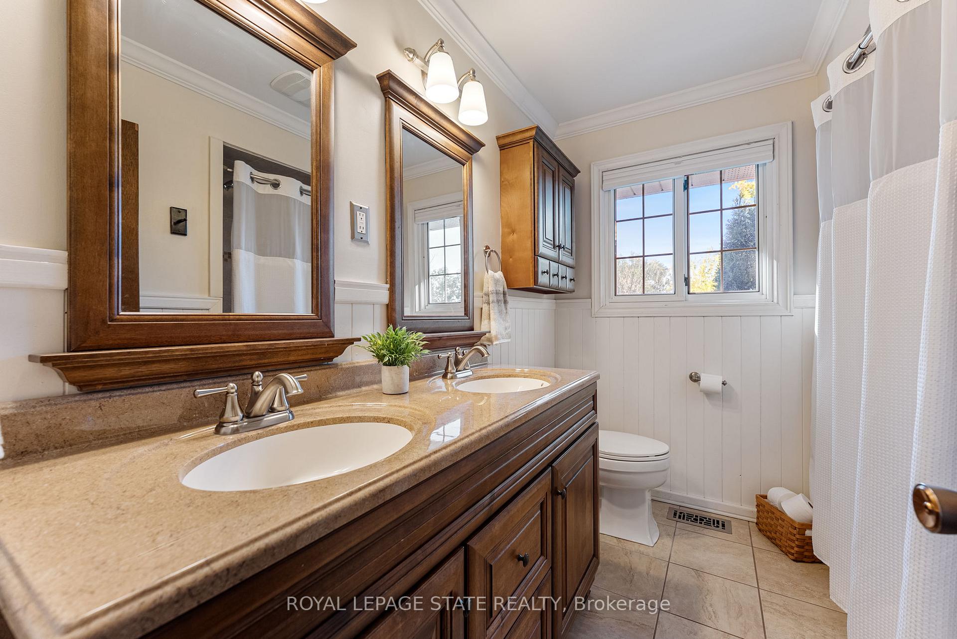 Photo 15 of 5187 White Church Road E, Hamilton, Rural Glanbrook — HOMEH