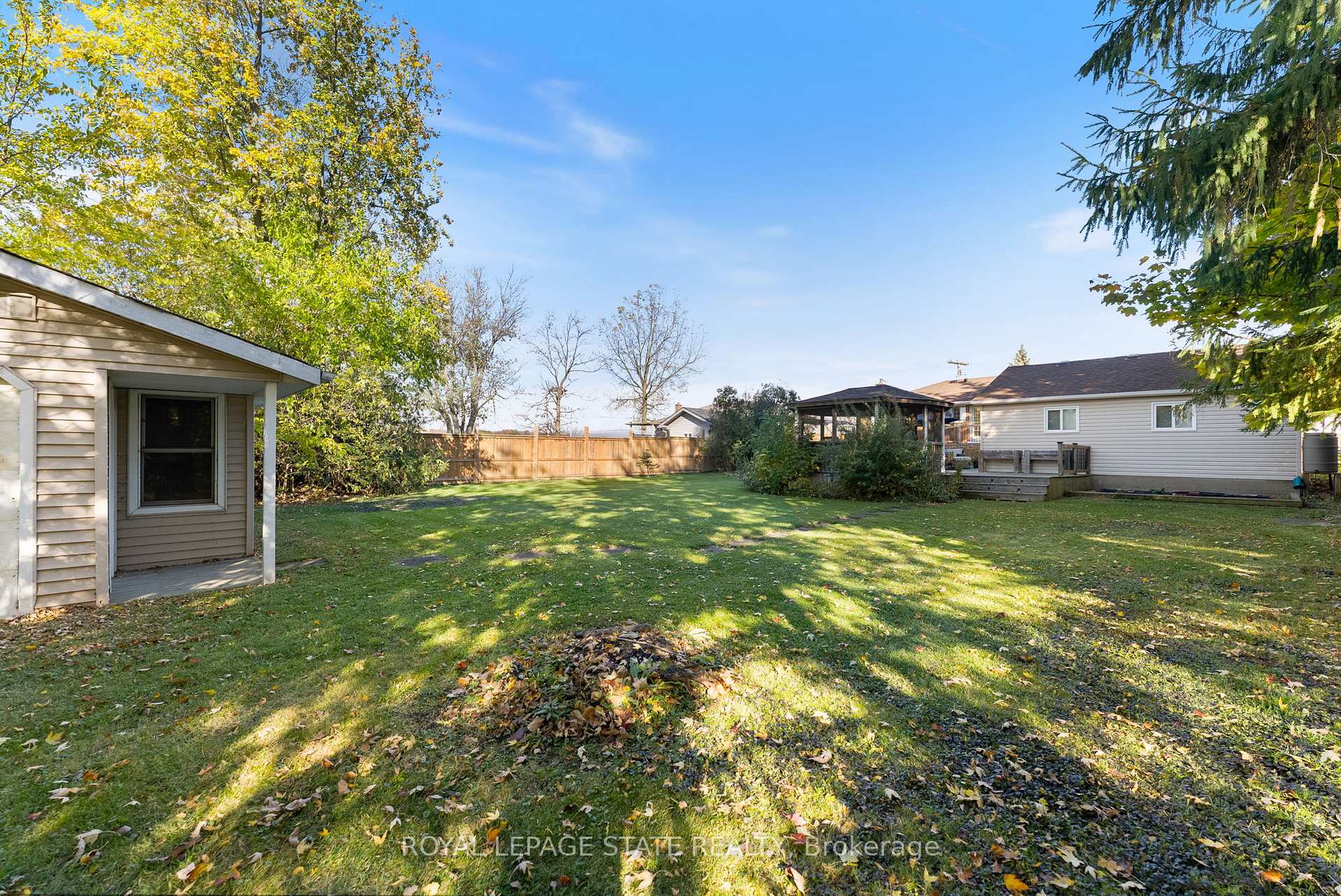 Photo 40 of 5187 White Church Road E, Hamilton, Rural Glanbrook — HOMEH