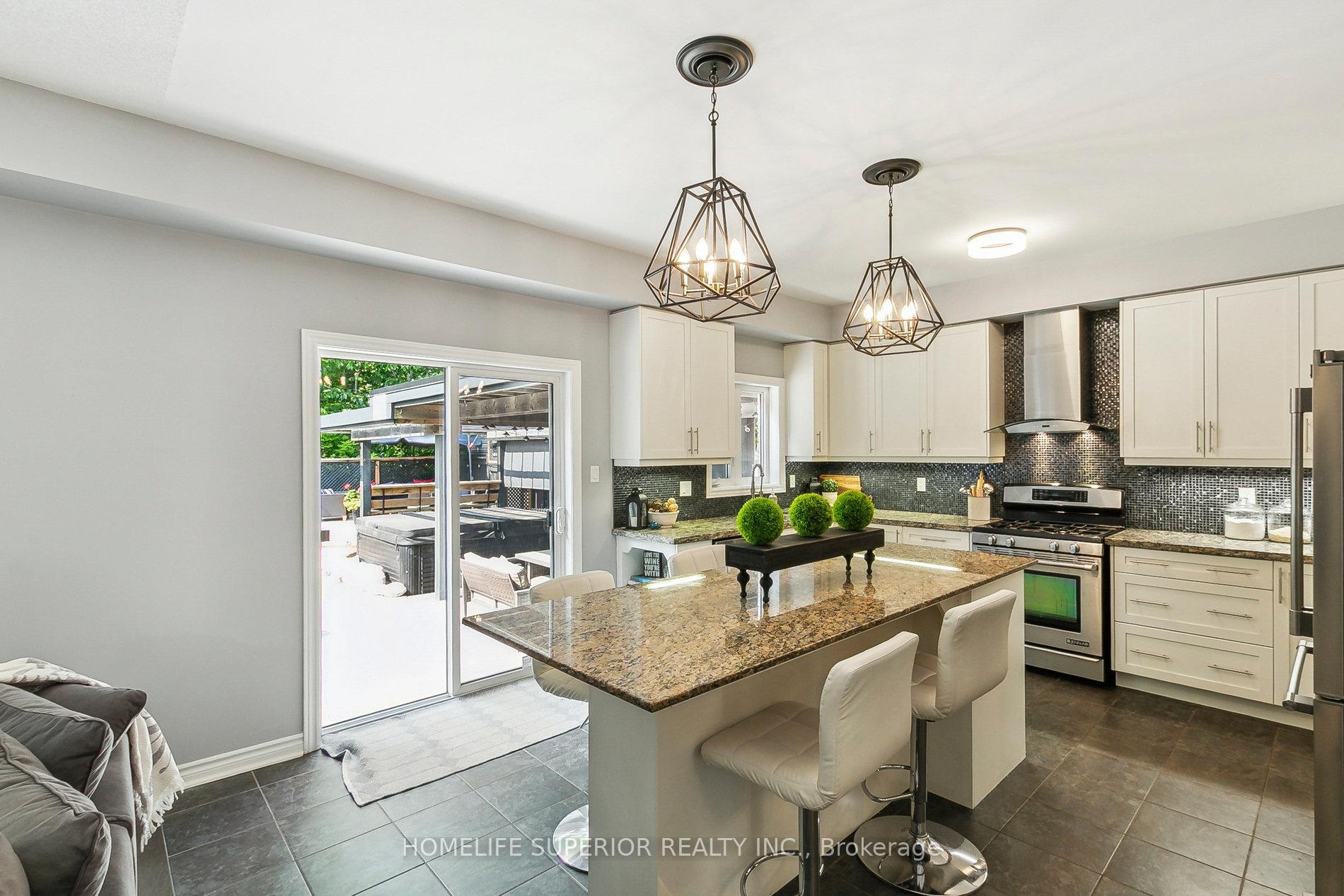 Photo 5 of 552 George Reynolds Drive, Clarington, Courtice — HOMEH