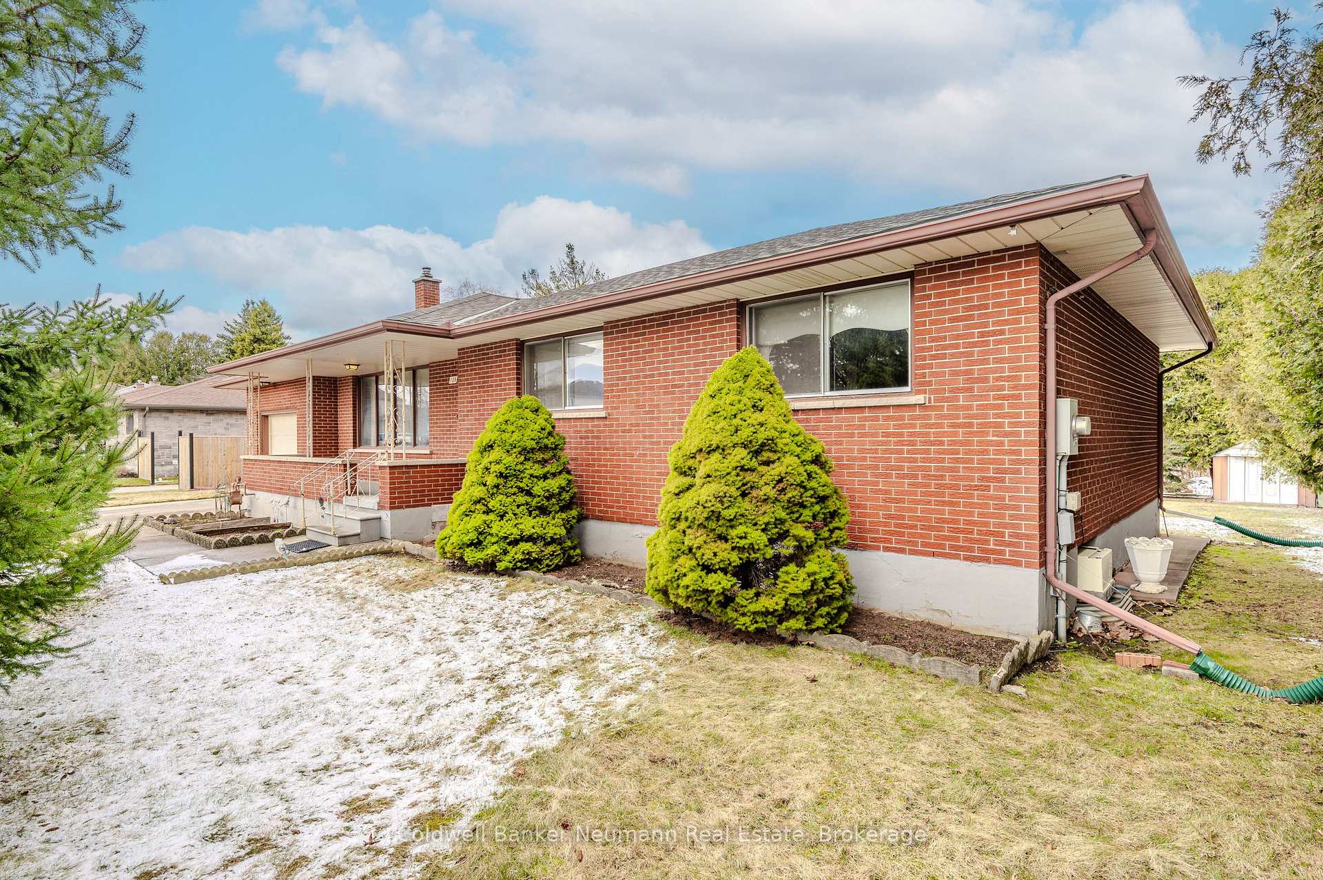 Photo 4 of 108 Fleming Road, Guelph, Grange Road — HOMEH