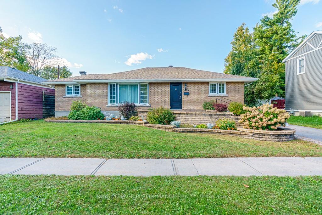 Photo 1 of 1405 Leonard Avenue, Cornwall — HOMEH