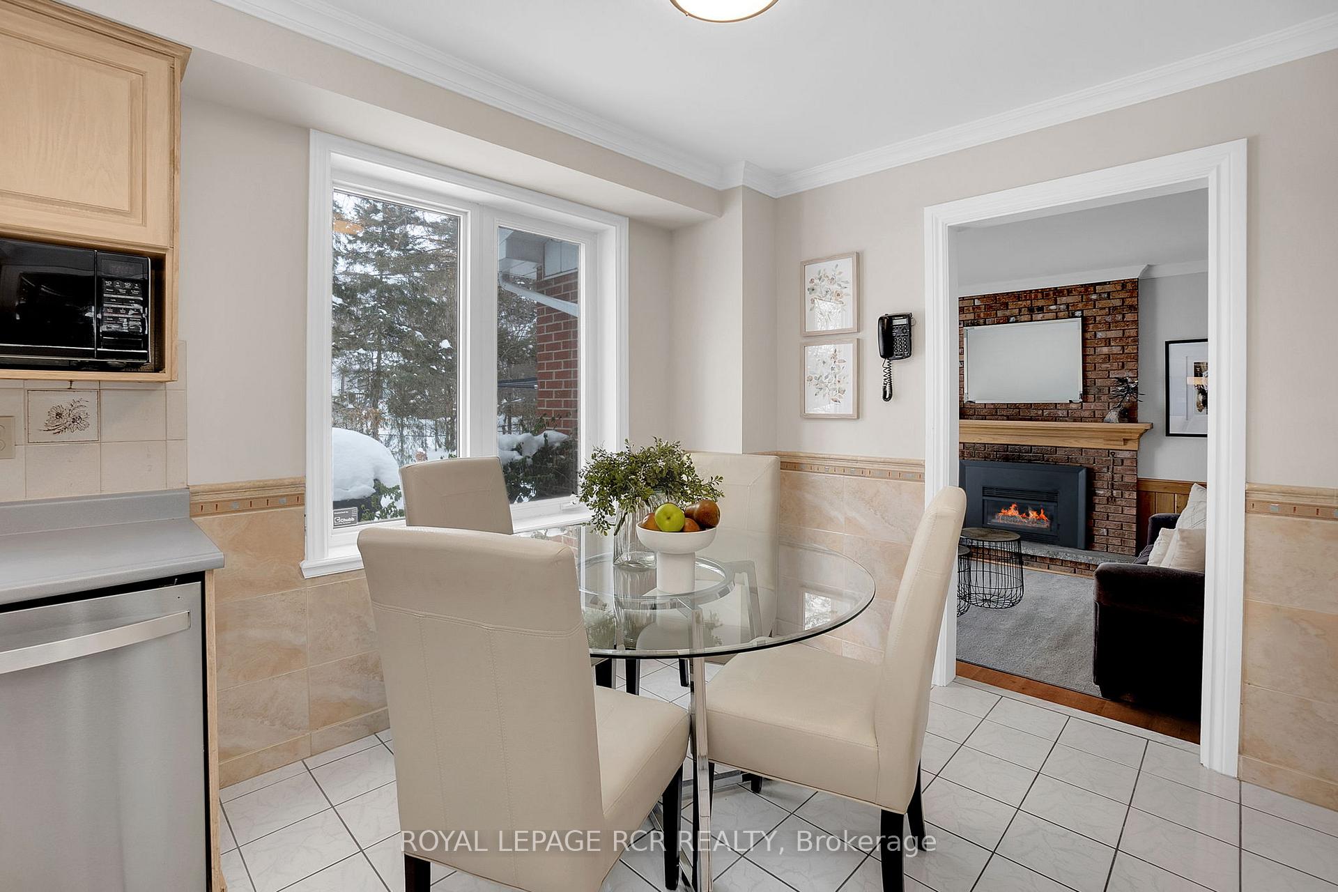 Photo 16 of 67 Birchview Crescent, Caledon, Bolton North — HOMEH