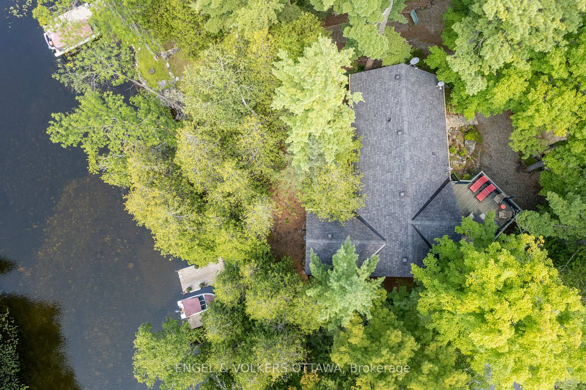 Photo 2 of 1020 Carson Trail, Frontenac, Frontenac North — HOMEH