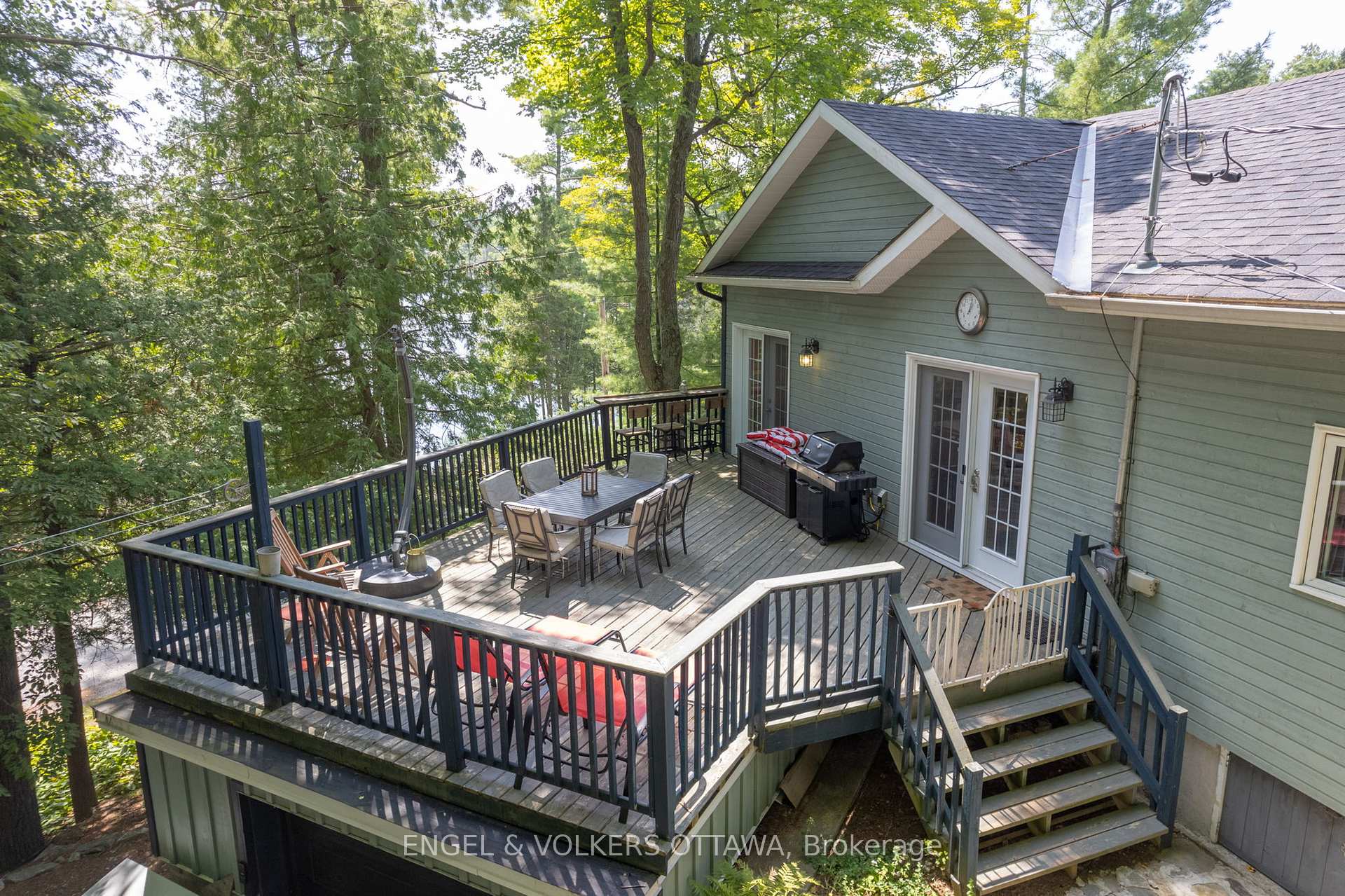 Photo 3 of 1020 Carson Trail, Frontenac, Frontenac North — HOMEH