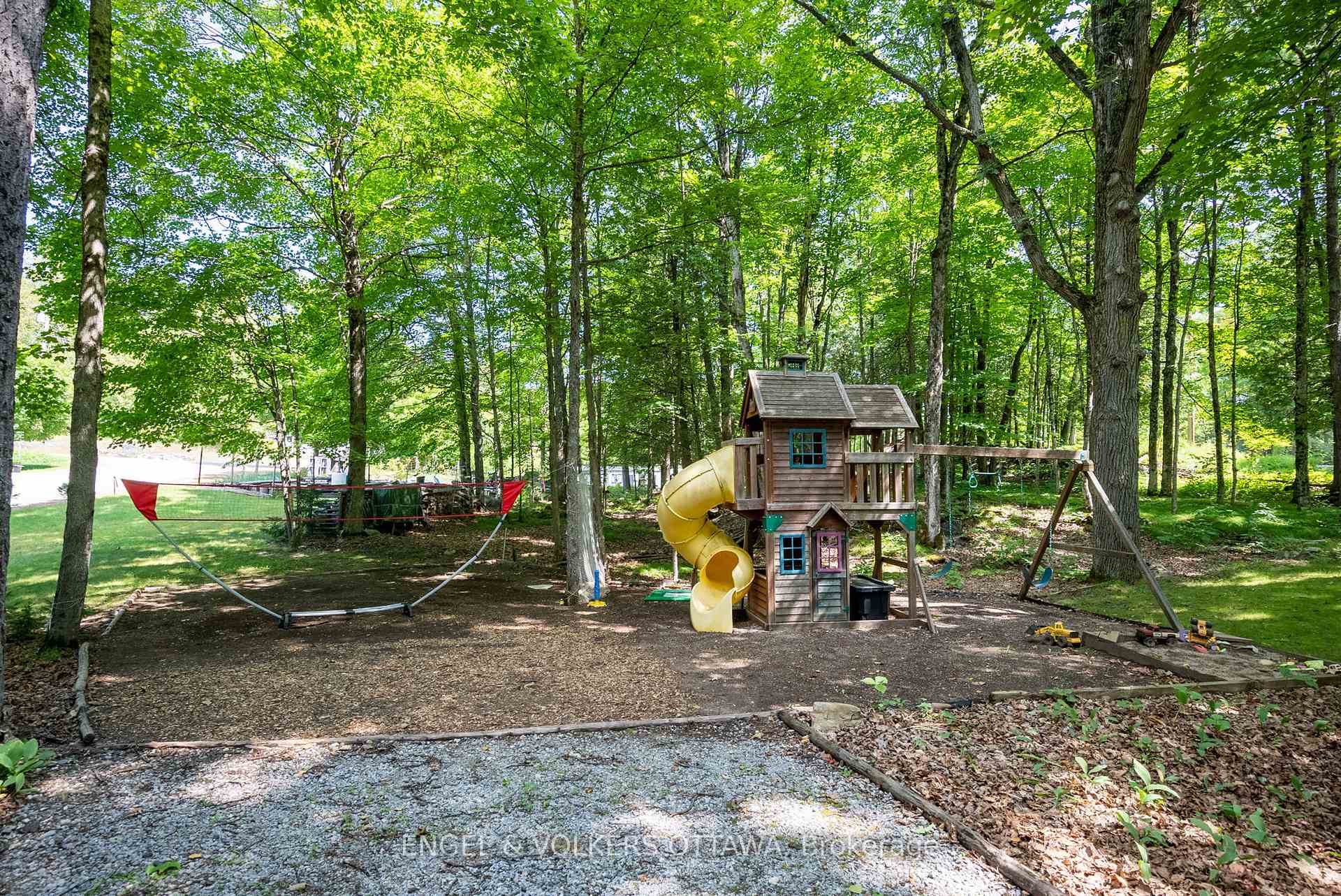 Photo 28 of 1020 Carson Trail, Frontenac, Frontenac North — HOMEH
