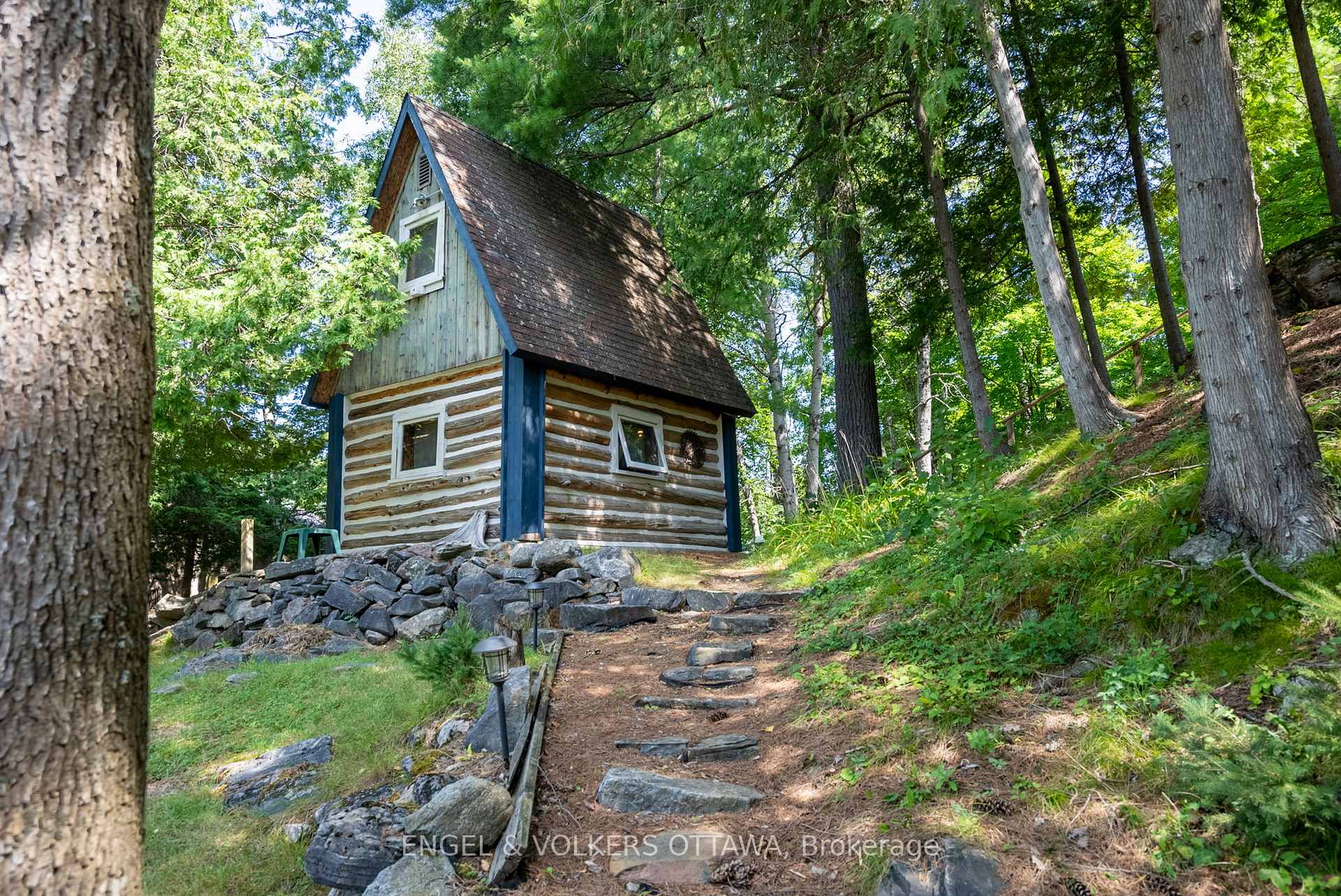 Photo 35 of 1020 Carson Trail, Frontenac, Frontenac North — HOMEH