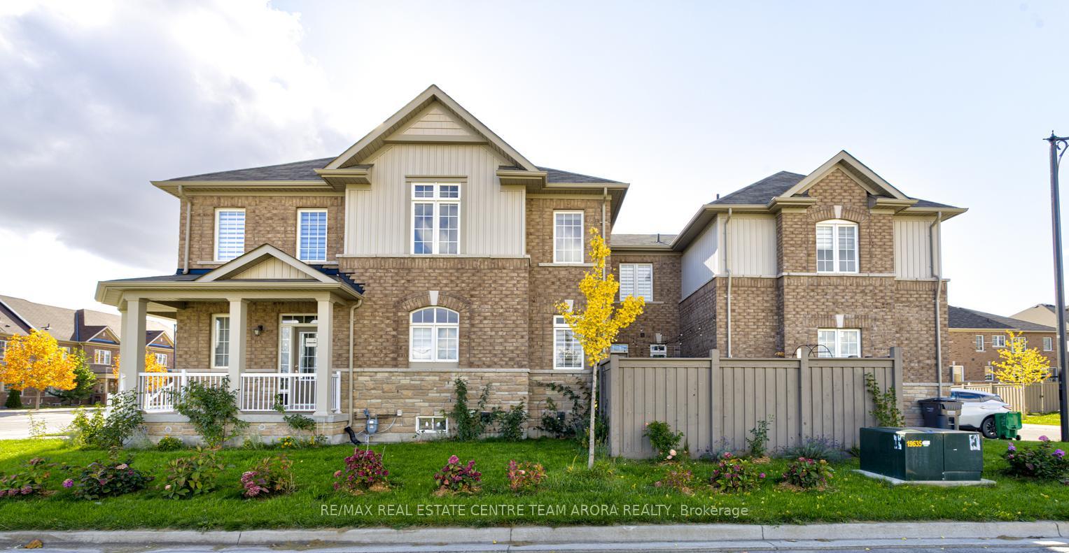 Front of 29 Novice Drive