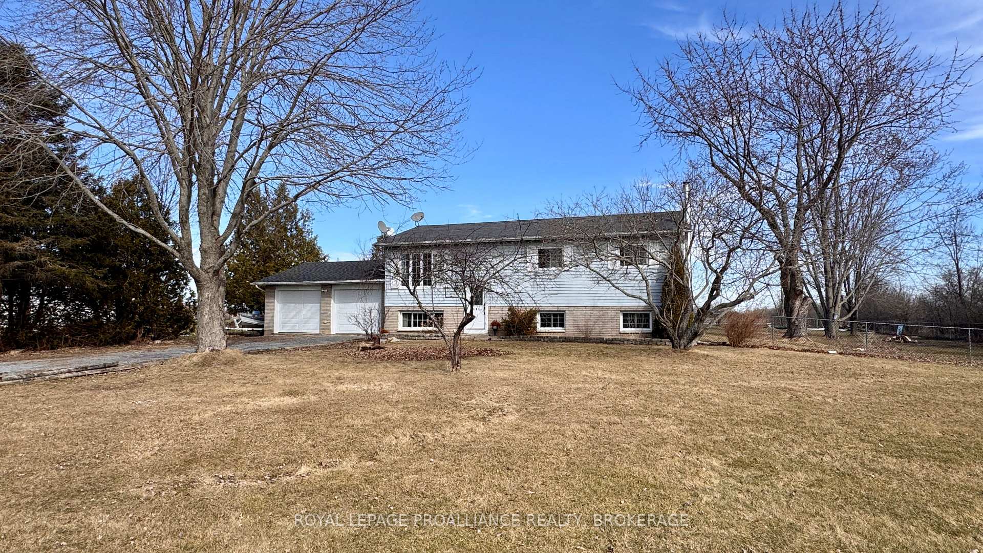 Photo 1 of 4322 Wilmer Road, Frontenac, Frontenac South — HOMEH