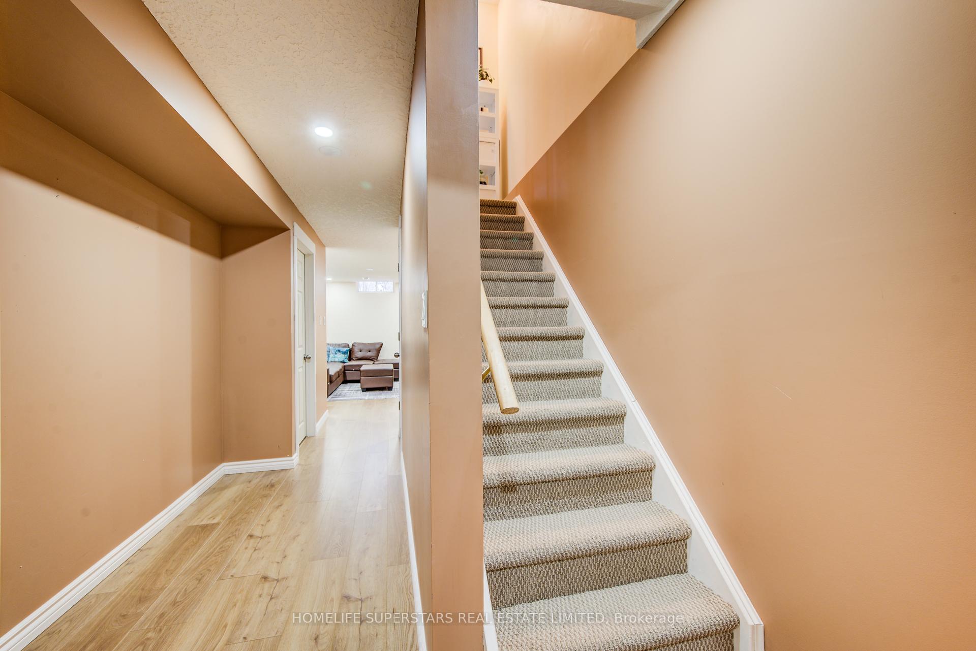 Photo 14 of 56 Schiedel Drive, Guelph, Victoria North — HOMEH