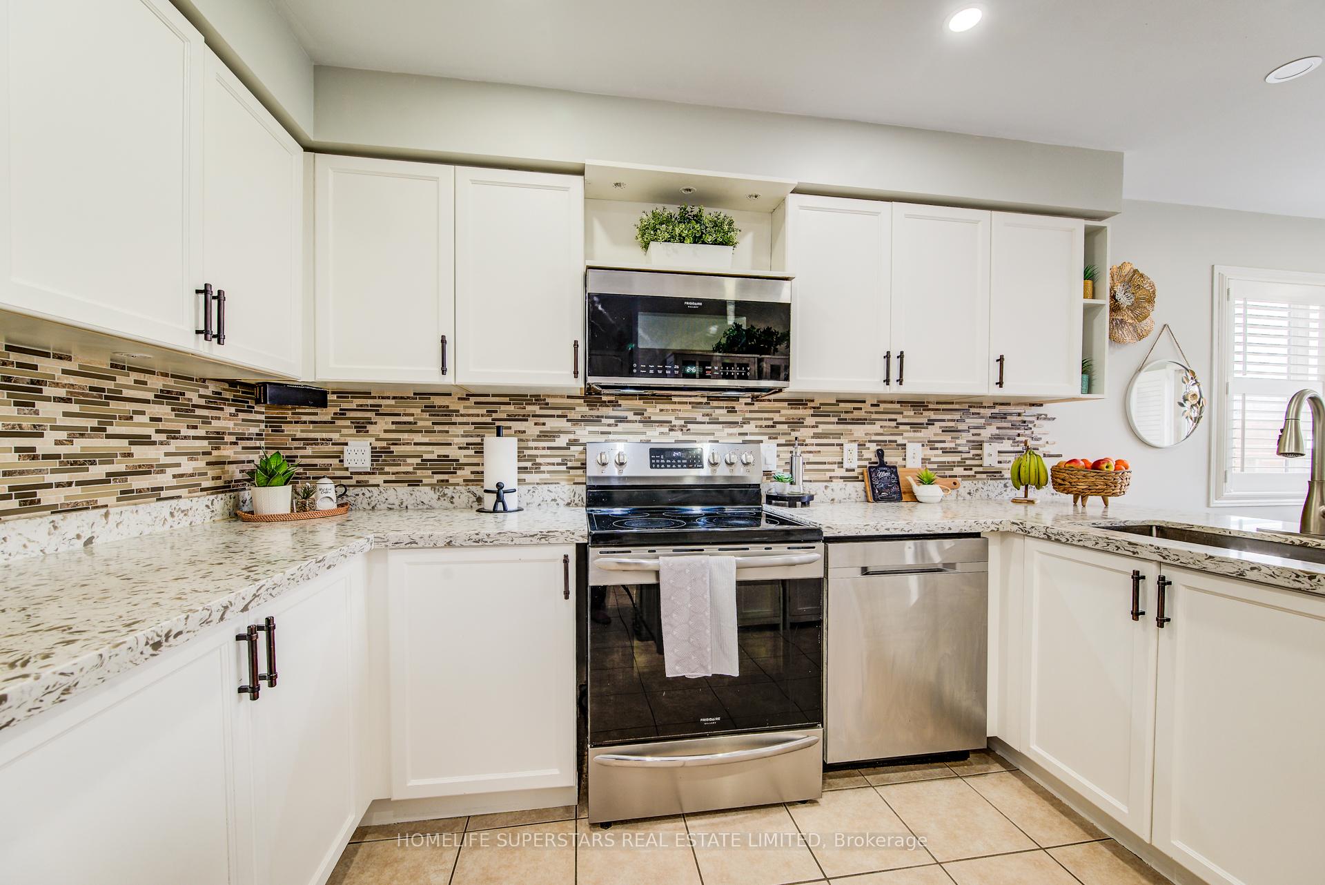 Photo 20 of 56 Schiedel Drive, Guelph, Victoria North — HOMEH