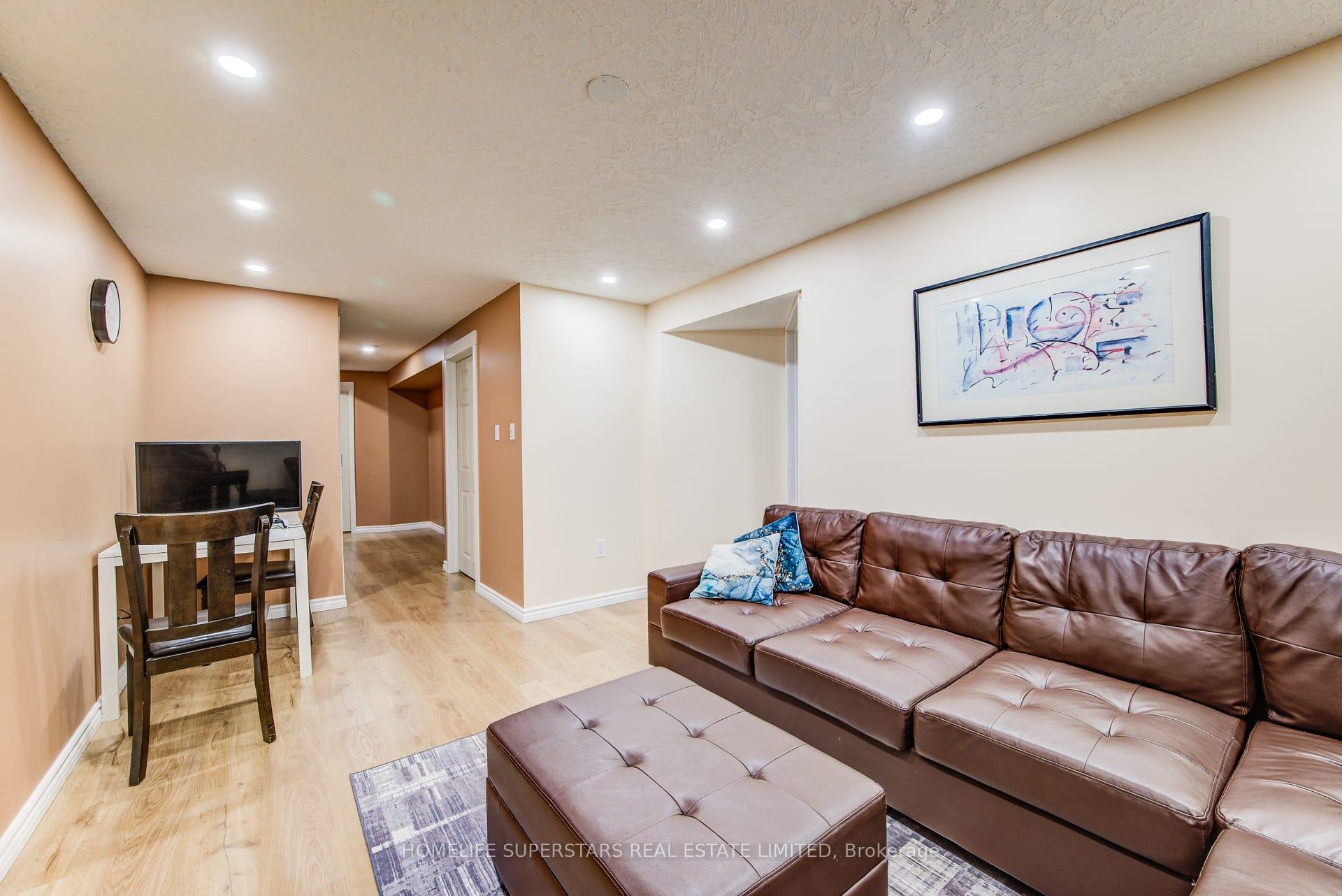 Photo 27 of 56 Schiedel Drive, Guelph, Victoria North — HOMEH