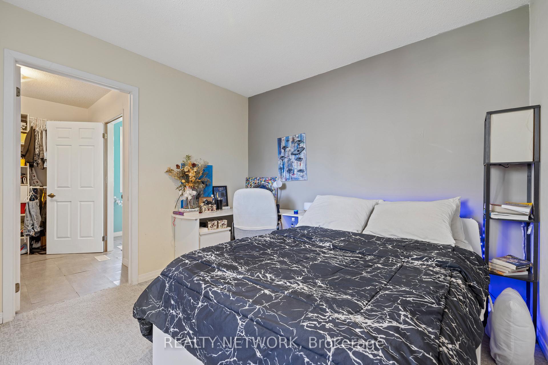 Photo 27 of 210 Valleyview Drive, Hamilton, Ancaster — HOMEH