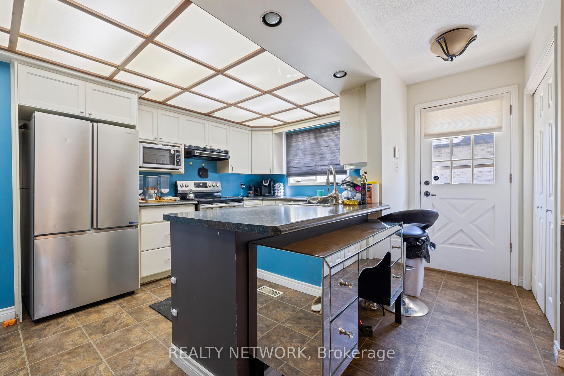 Photo 29 of 210 Valleyview Drive, Hamilton, Ancaster — HOMEH