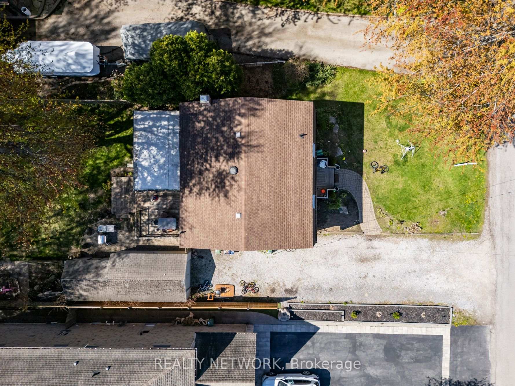 Photo 43 of 210 Valleyview Drive, Hamilton, Ancaster — HOMEH
