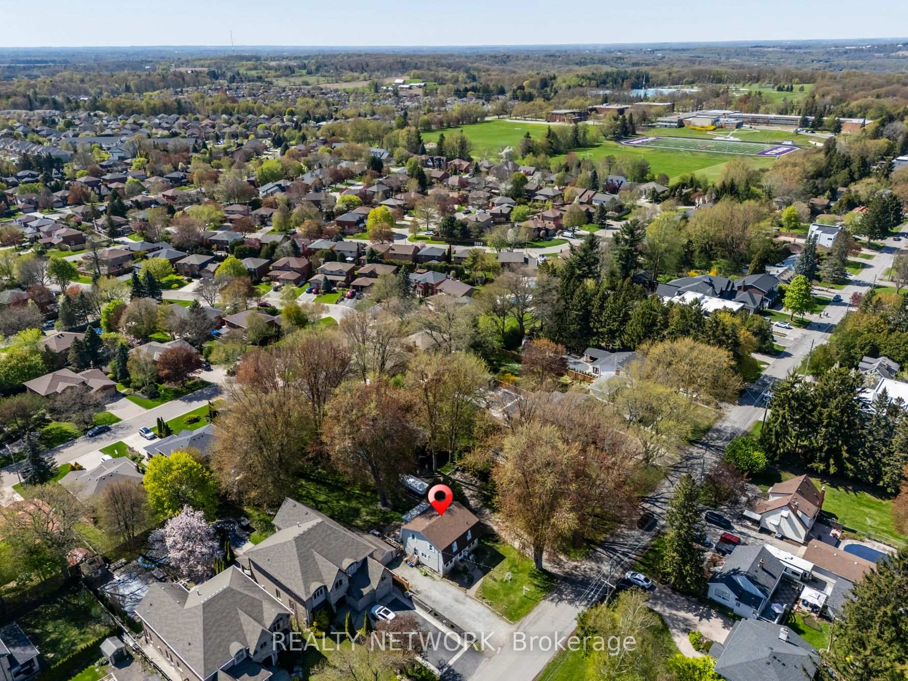 Photo 44 of 210 Valleyview Drive, Hamilton, Ancaster — HOMEH