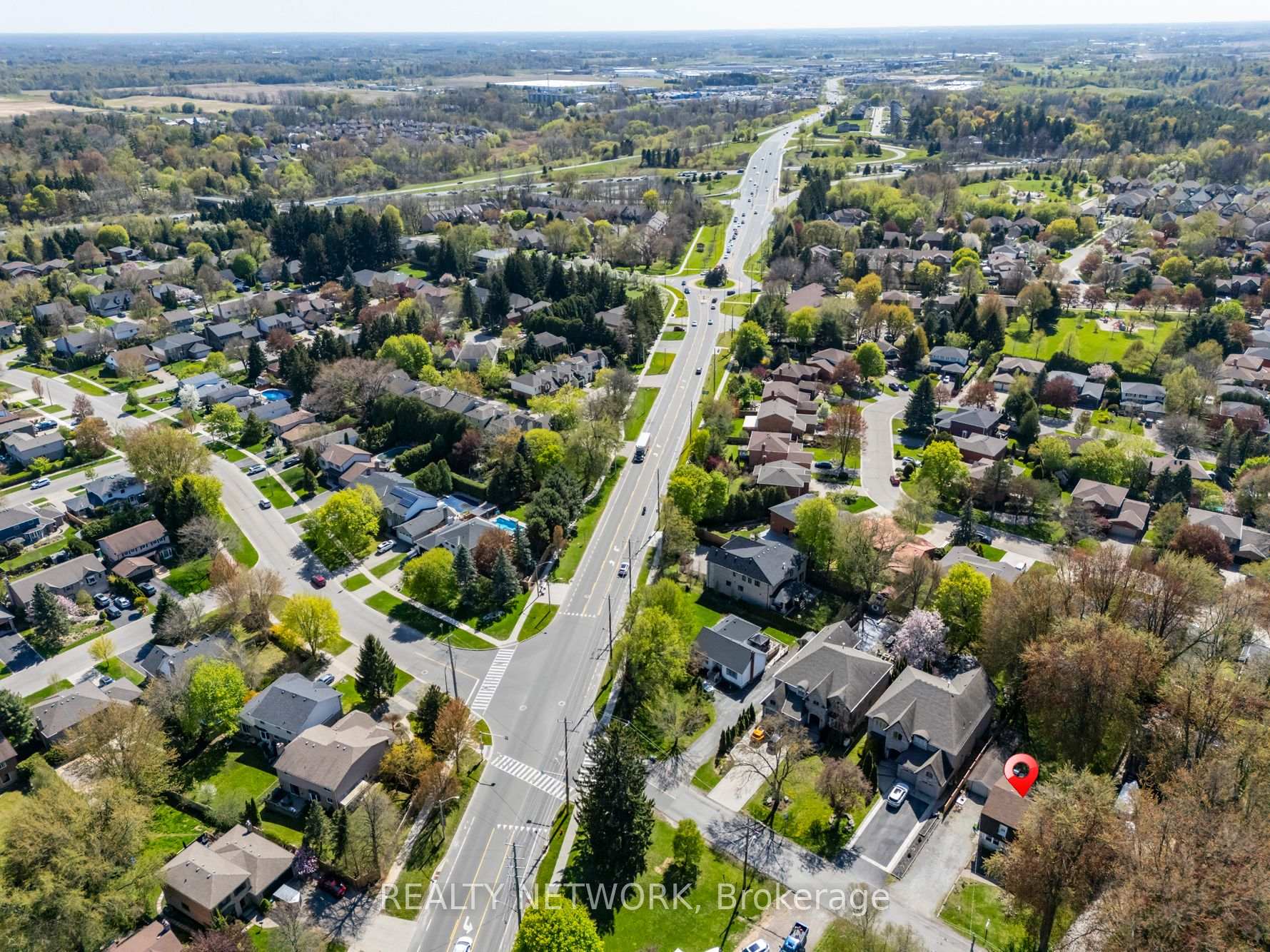 Photo 46 of 210 Valleyview Drive, Hamilton, Ancaster — HOMEH