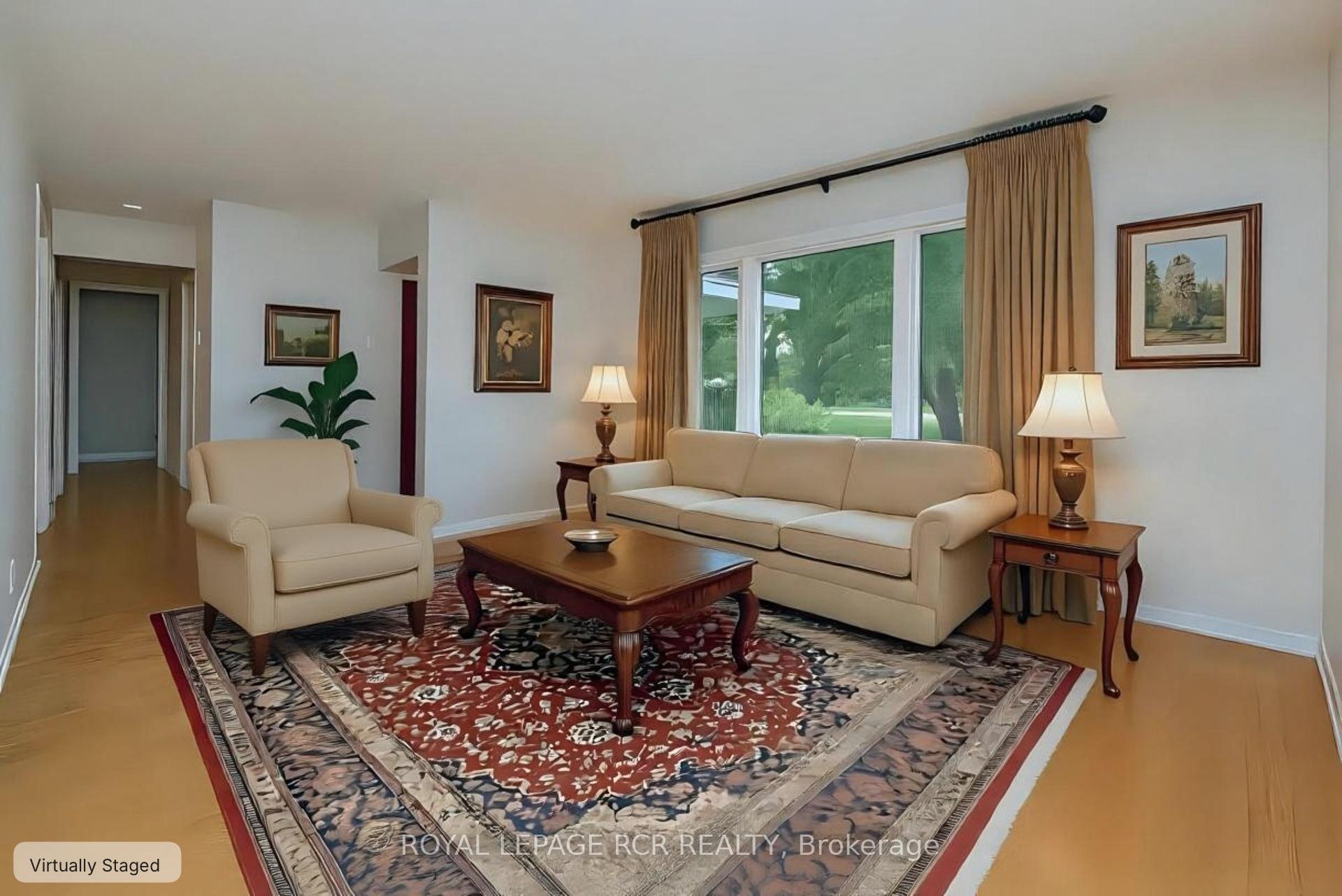 Photo 12 of 61 Belmont Drive, Brampton, Avondale — HOMEH