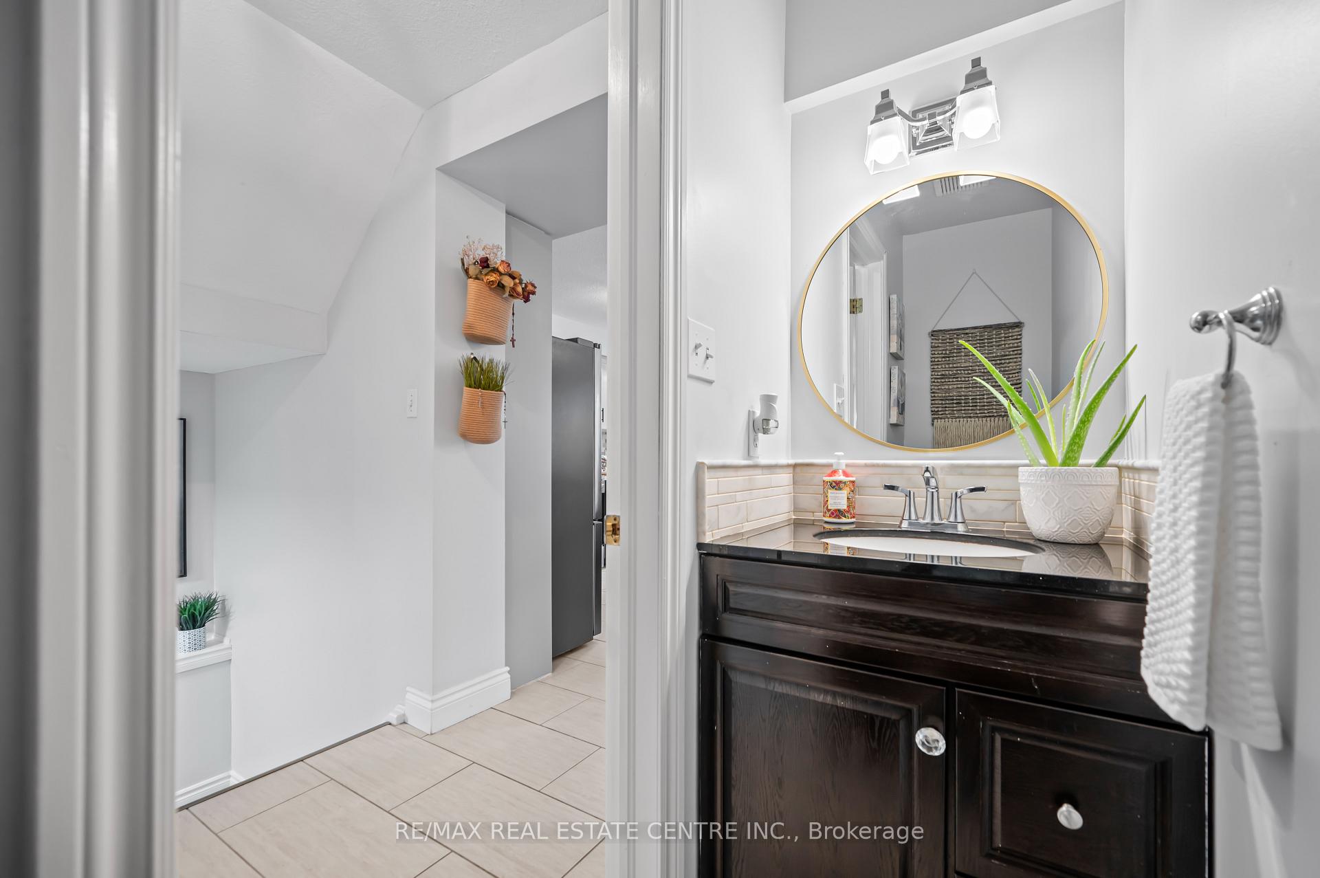 Photo 14 of 43 Marcy Crescent, Cambridge, Hespeler Village — HOMEH