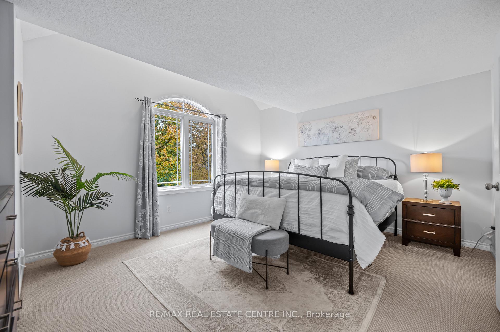 Photo 16 of 43 Marcy Crescent, Cambridge, Hespeler Village — HOMEH