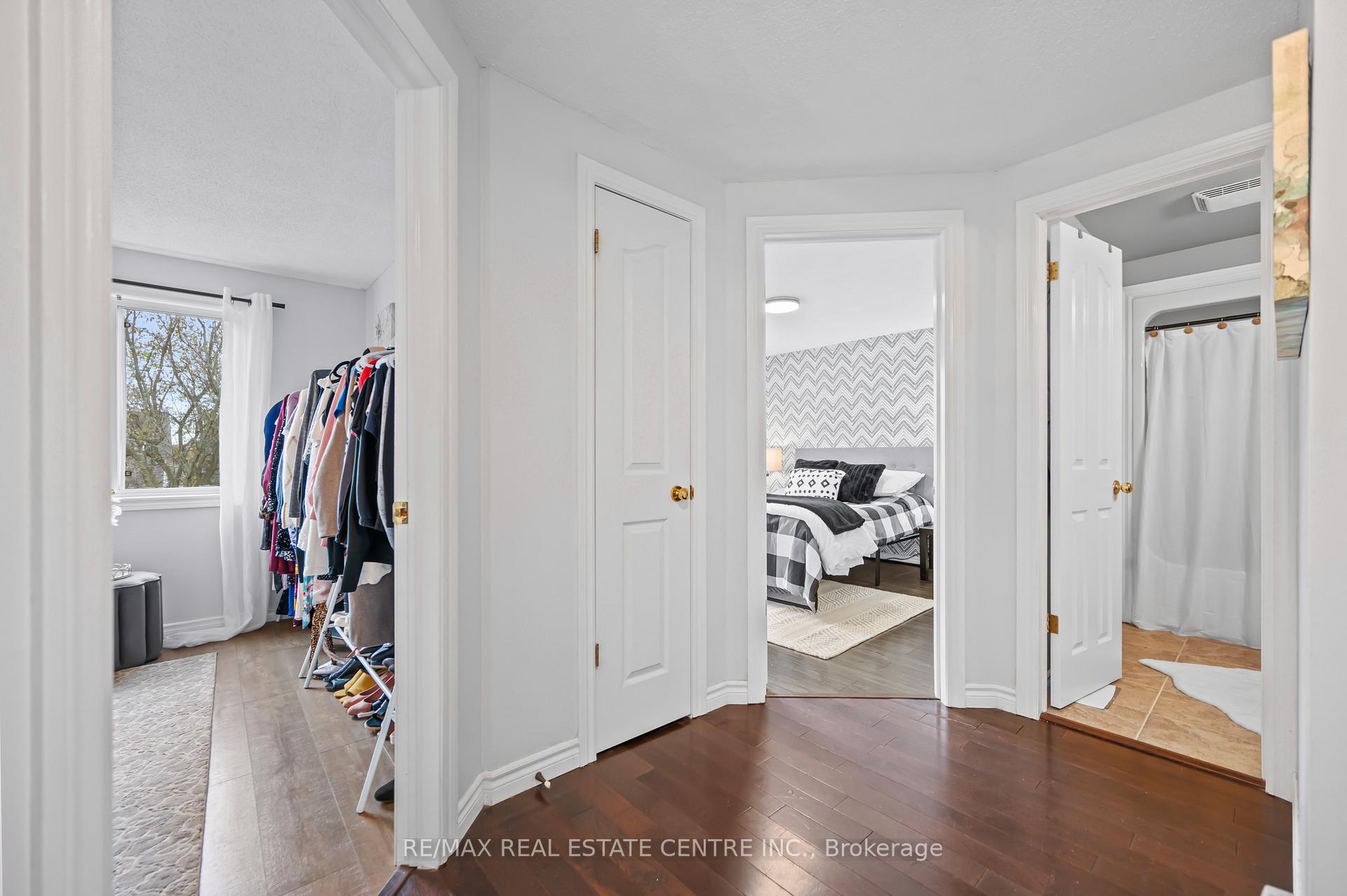 Photo 19 of 43 Marcy Crescent, Cambridge, Hespeler Village — HOMEH