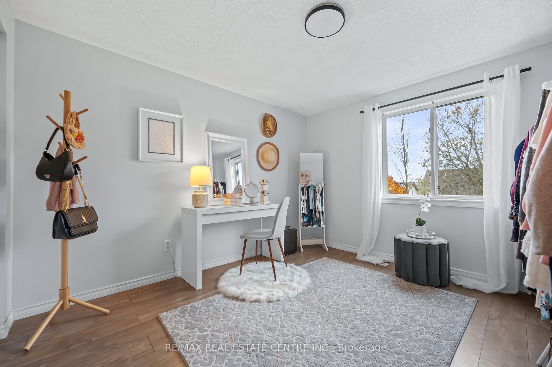 Photo 22 of 43 Marcy Crescent, Cambridge, Hespeler Village — HOMEH
