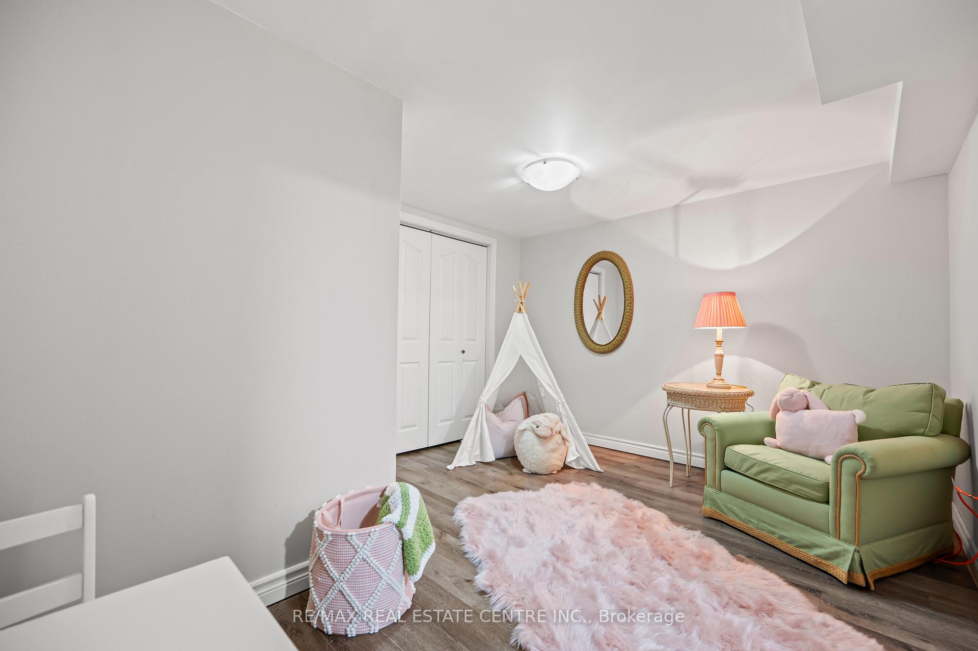 Photo 32 of 43 Marcy Crescent, Cambridge, Hespeler Village — HOMEH