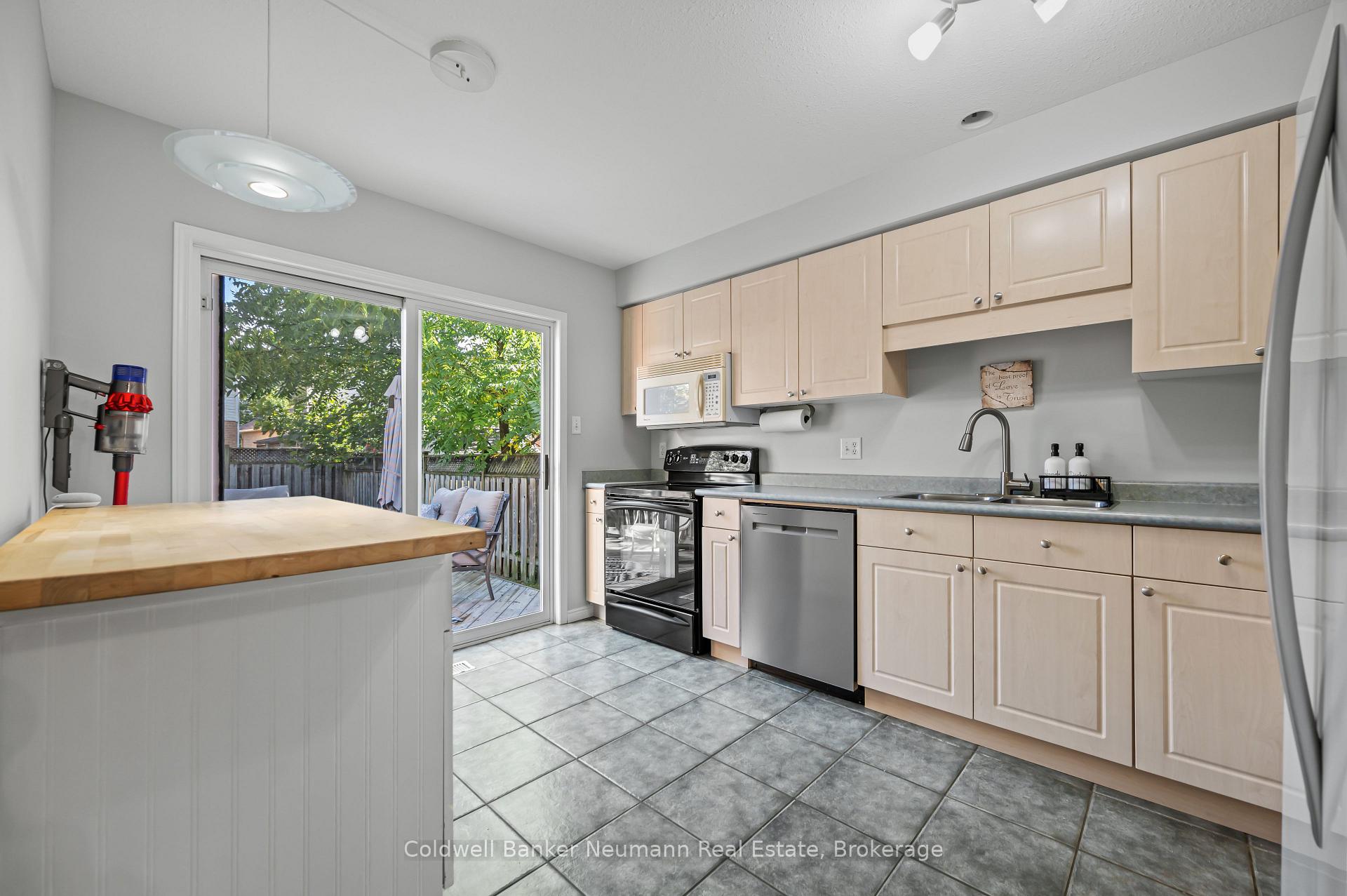Photo 12 of 41 Hagan Avenue, Guelph, Grange Road — HOMEH