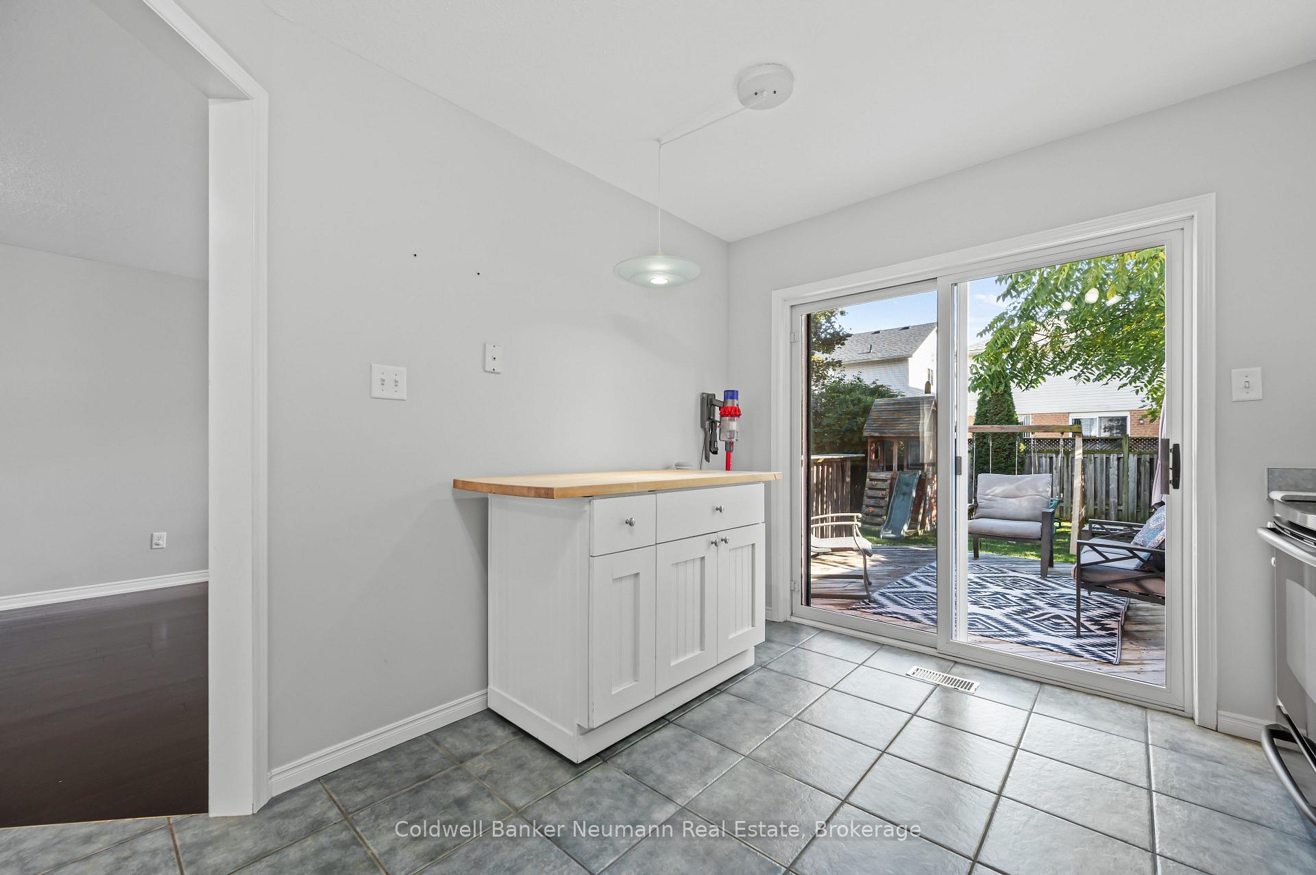 Photo 15 of 41 Hagan Avenue, Guelph, Grange Road — HOMEH