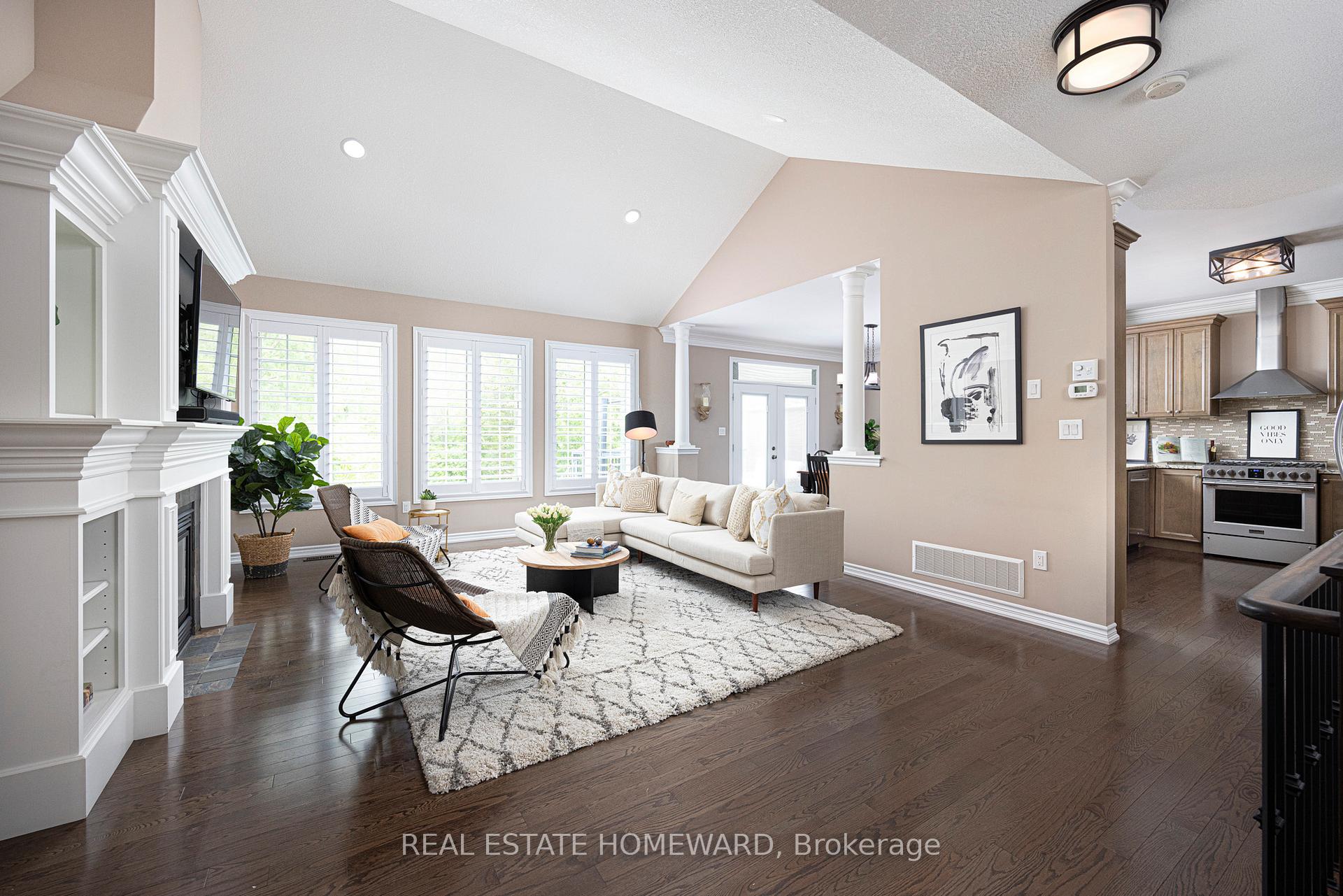Photo 4 of 44 Jane Avenue, Clarington, Courtice — HOMEH