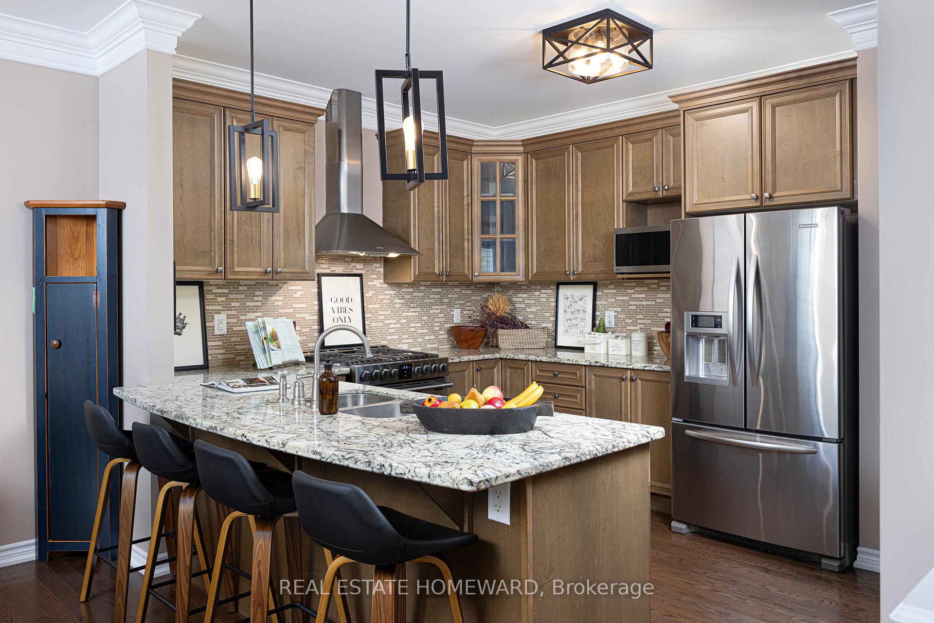 Photo 11 of 44 Jane Avenue, Clarington, Courtice — HOMEH