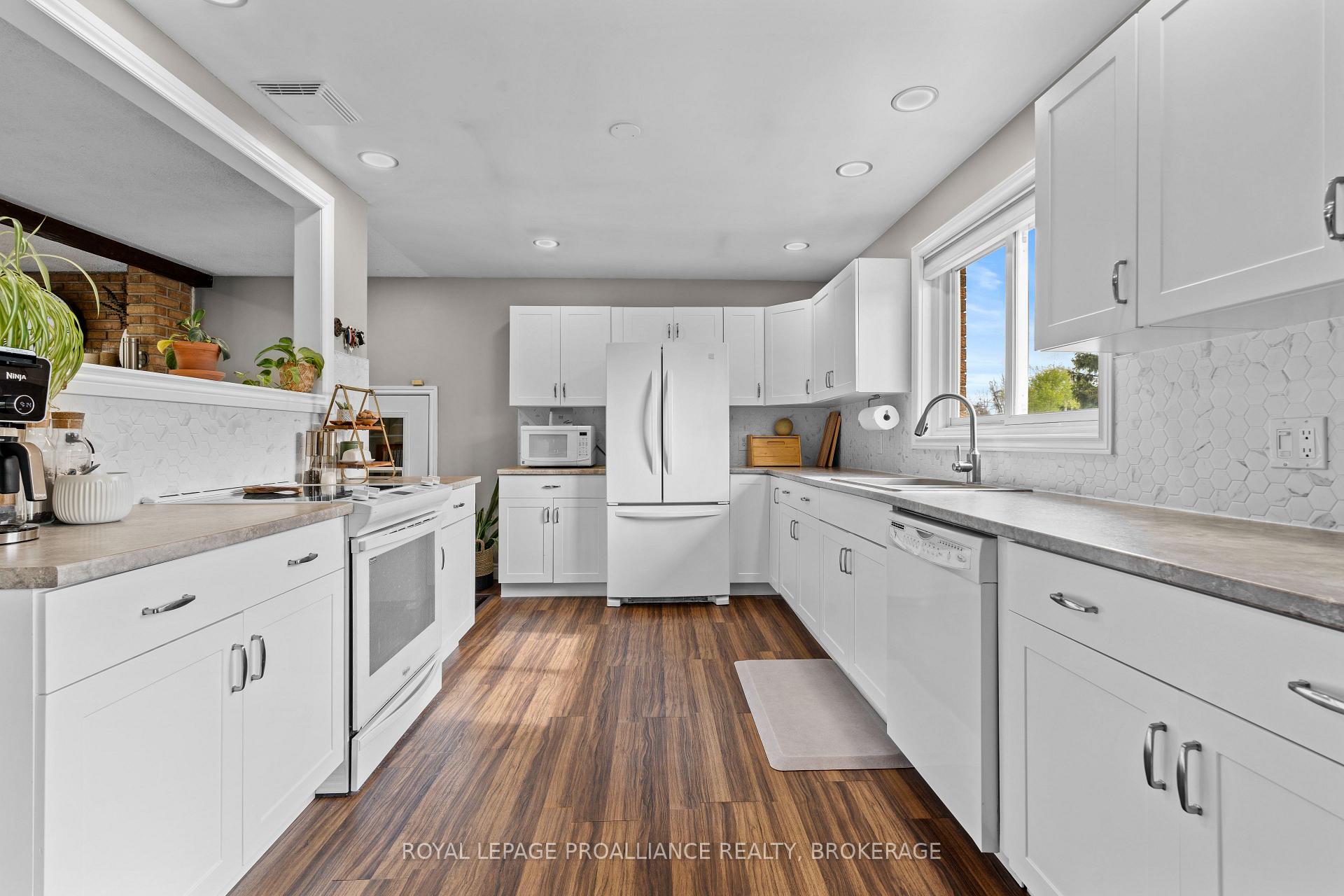Photo 15 of 3781 Holmes Road, Frontenac, Frontenac South — HOMEH