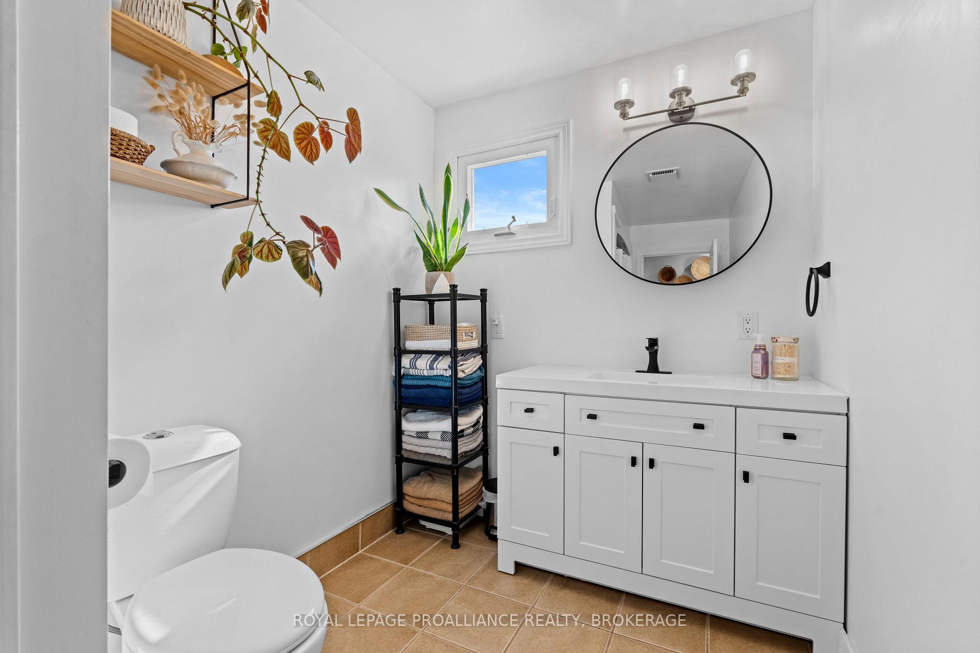 Photo 20 of 3781 Holmes Road, Frontenac, Frontenac South — HOMEH